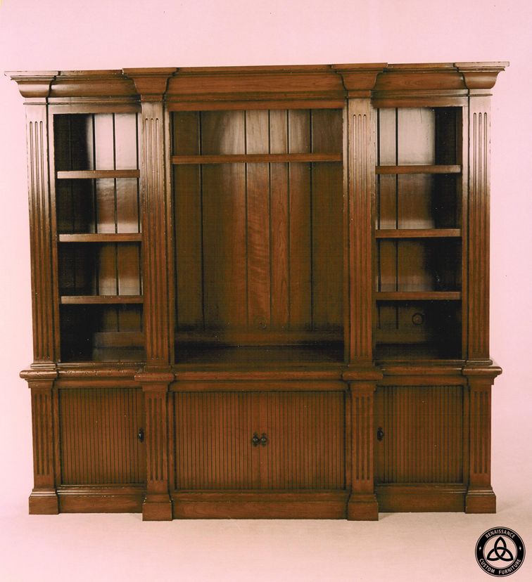 #1002 Armoire Cabinet