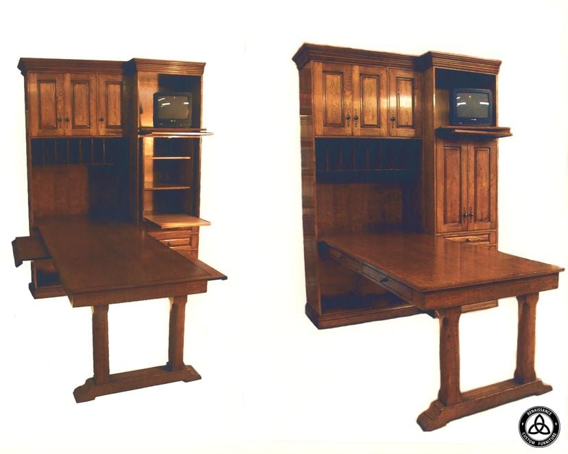#552 Partner Desk