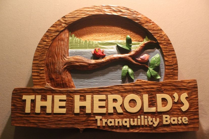 Handmade Wood Signs | Home Signs | Family Name Signs | Cabin Signs | Cottage Signs