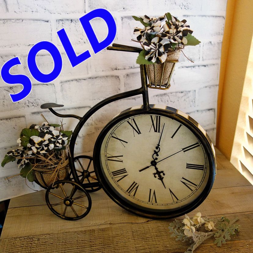 Courtly Clock Black And White Checked Large Mantle Clock Hand Painted Whimsy Decor