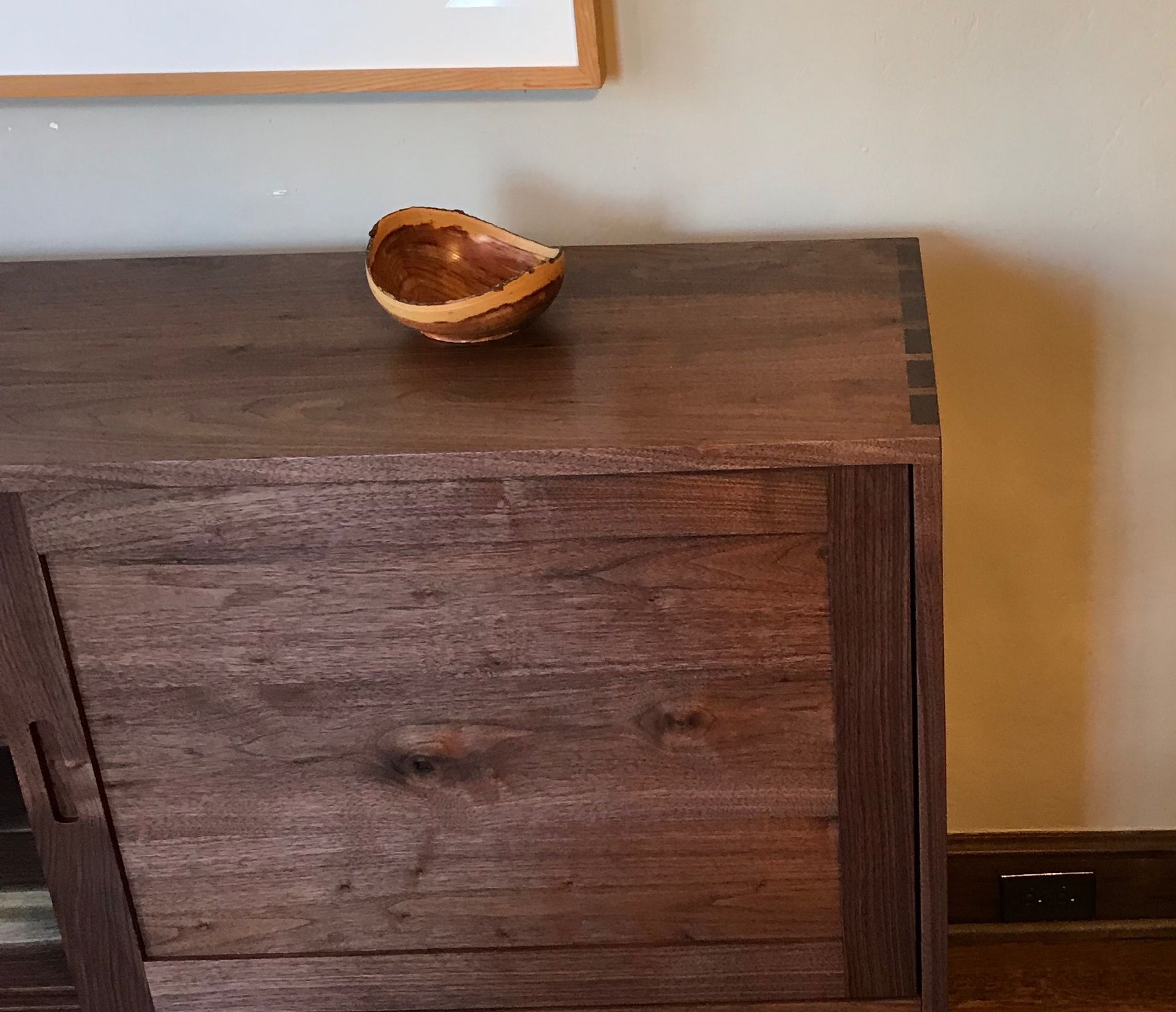 Shaker Sideboard In Walnut And Ash. 6