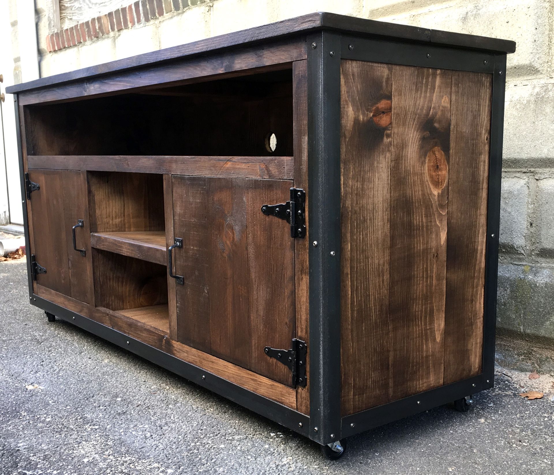 Rustic Industrial Barn Board / Reclaimed Wood Media Stand / Tv / Entertainment Stand 4 
