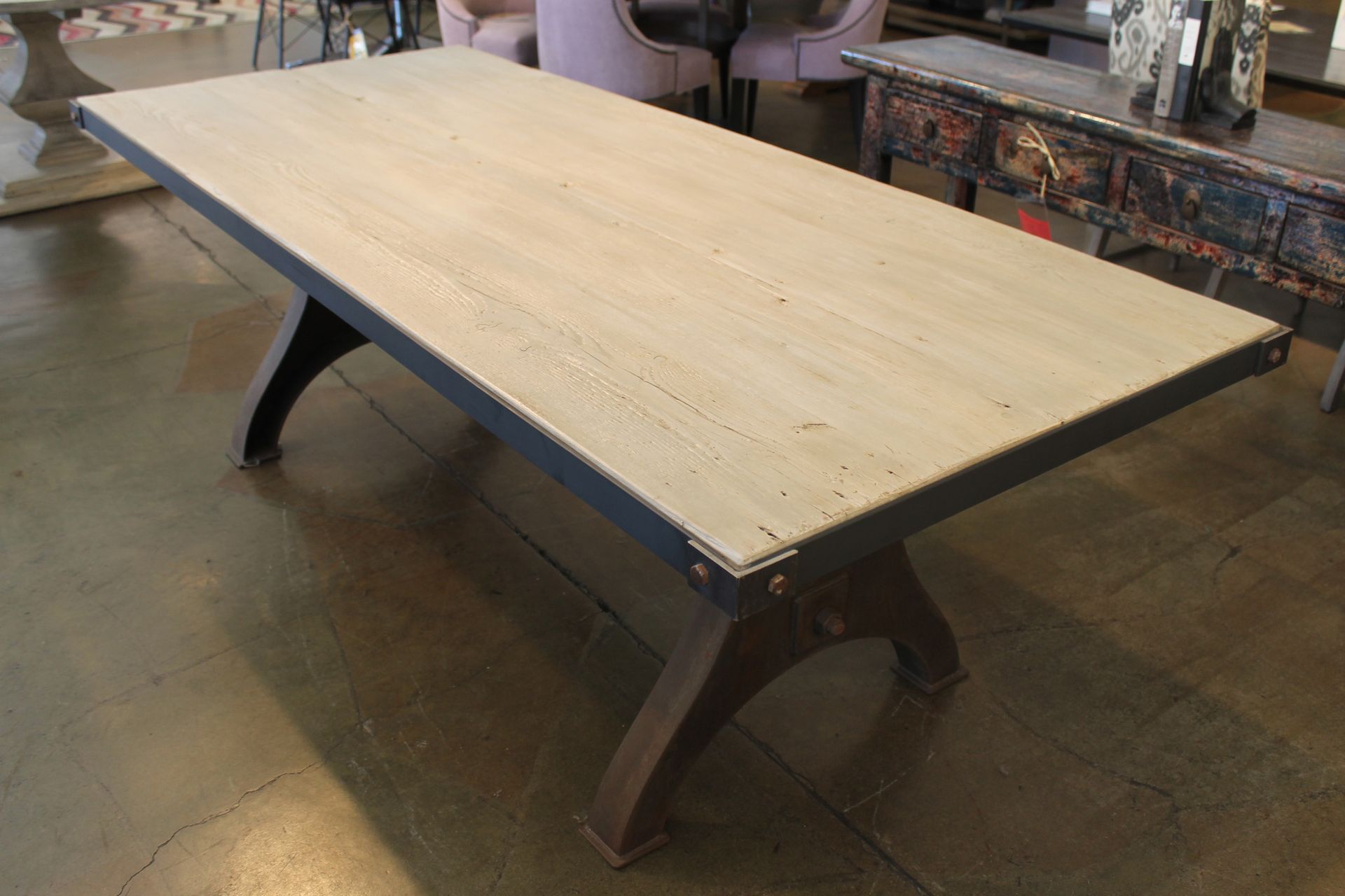 Metropolis Dining Table (Floor Model) 2