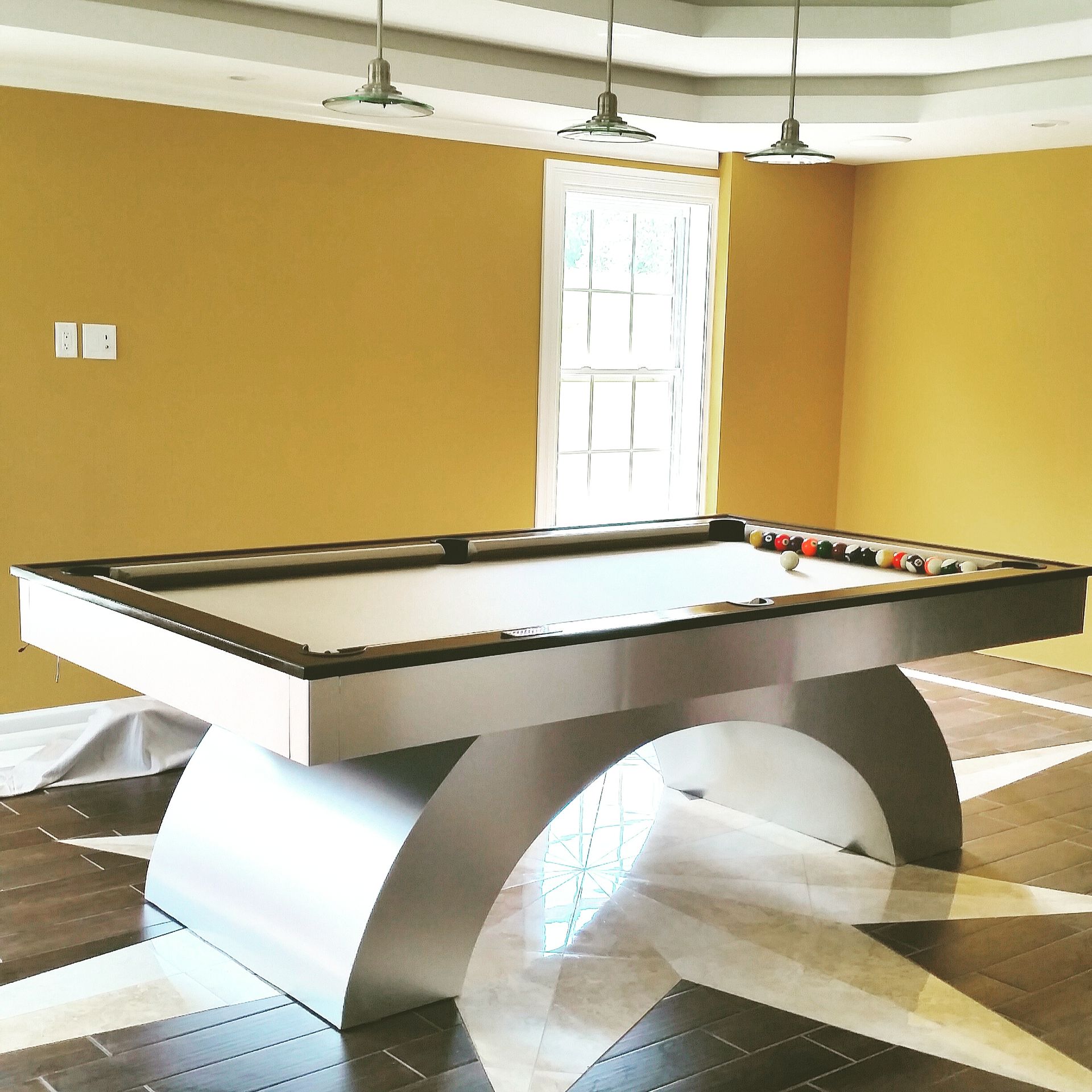 8ft Arched Pool Table With Led Lights !