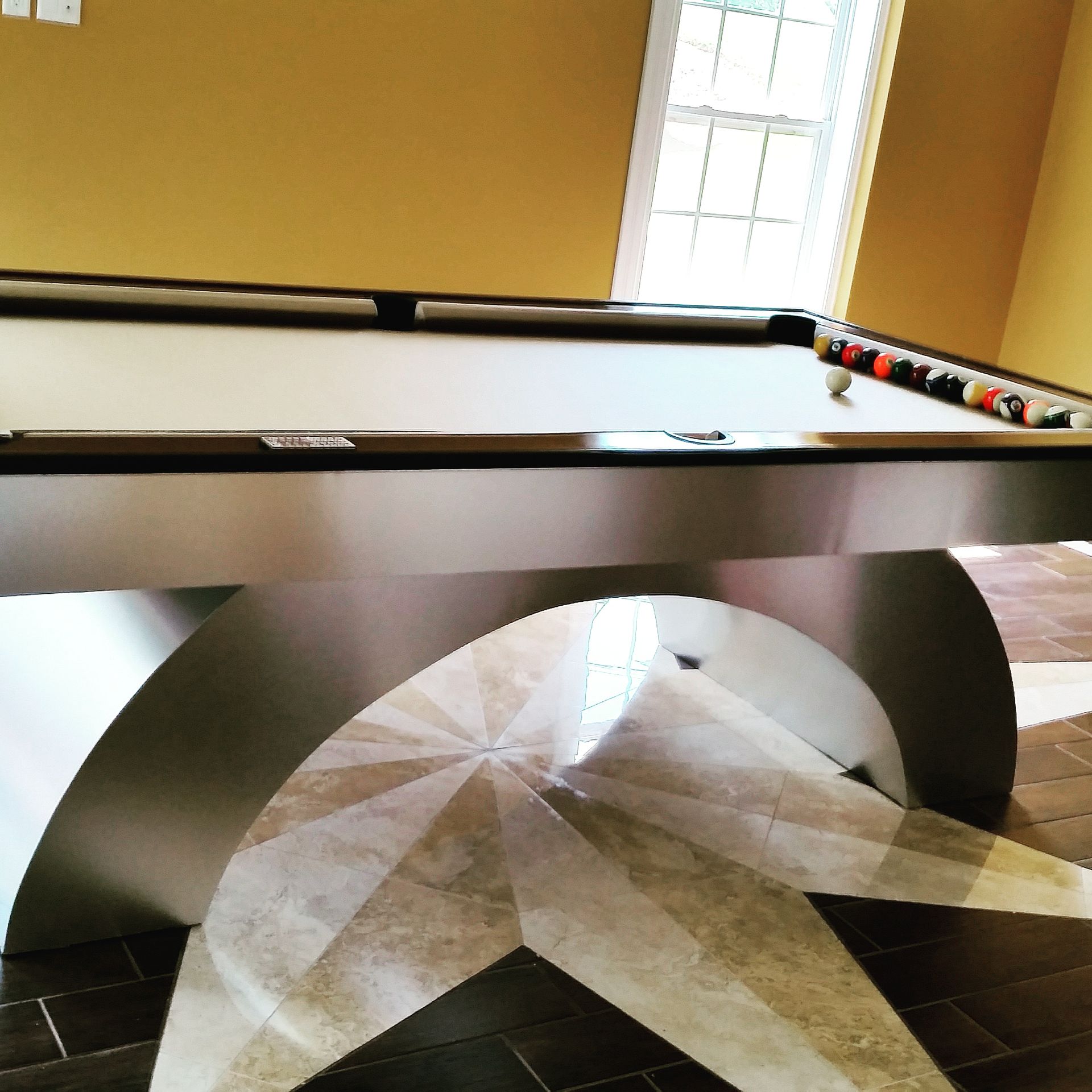 8ft Arched Pool Table With Led Lights ! 2
