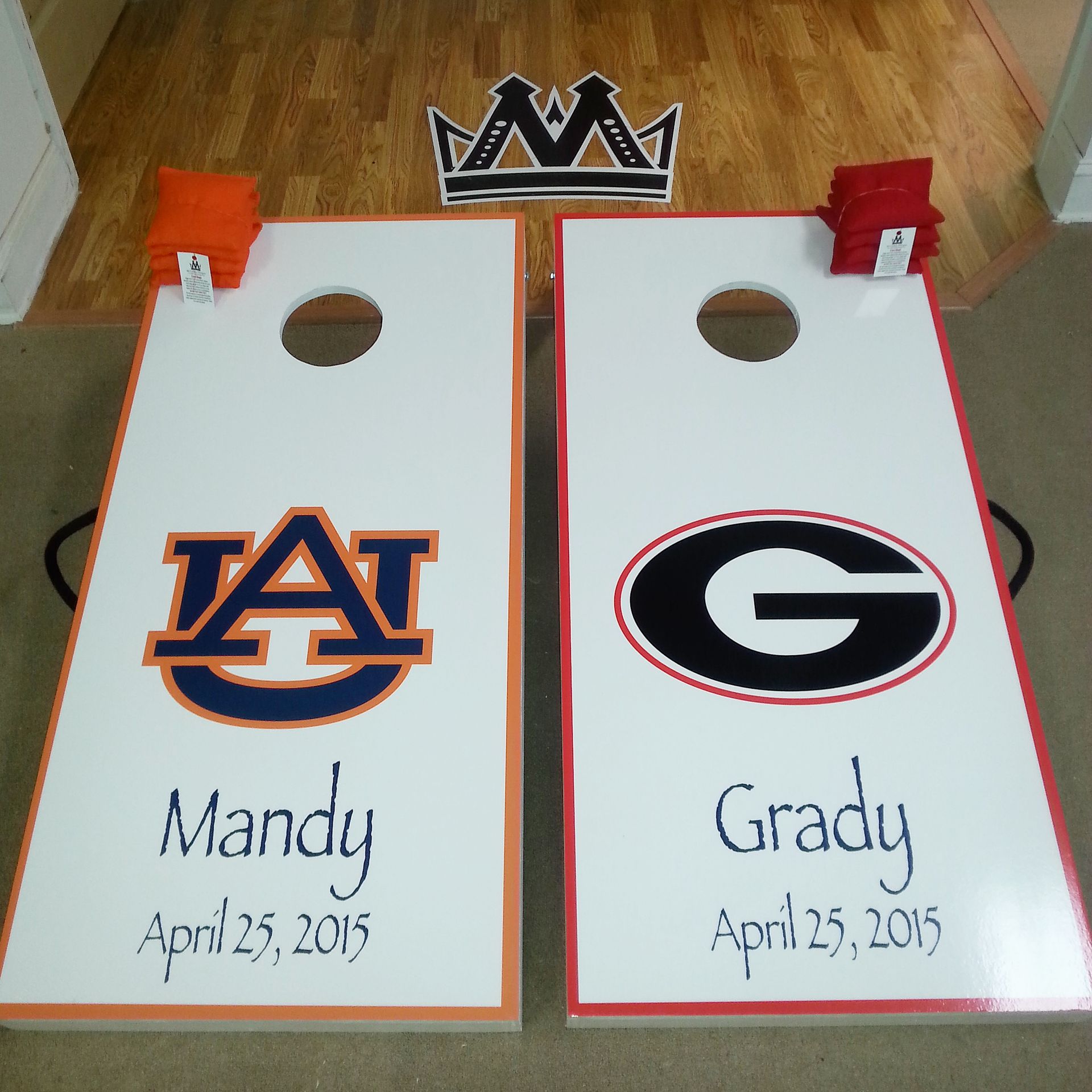 Corn Hole Board Games ! (Corn Toss) 2