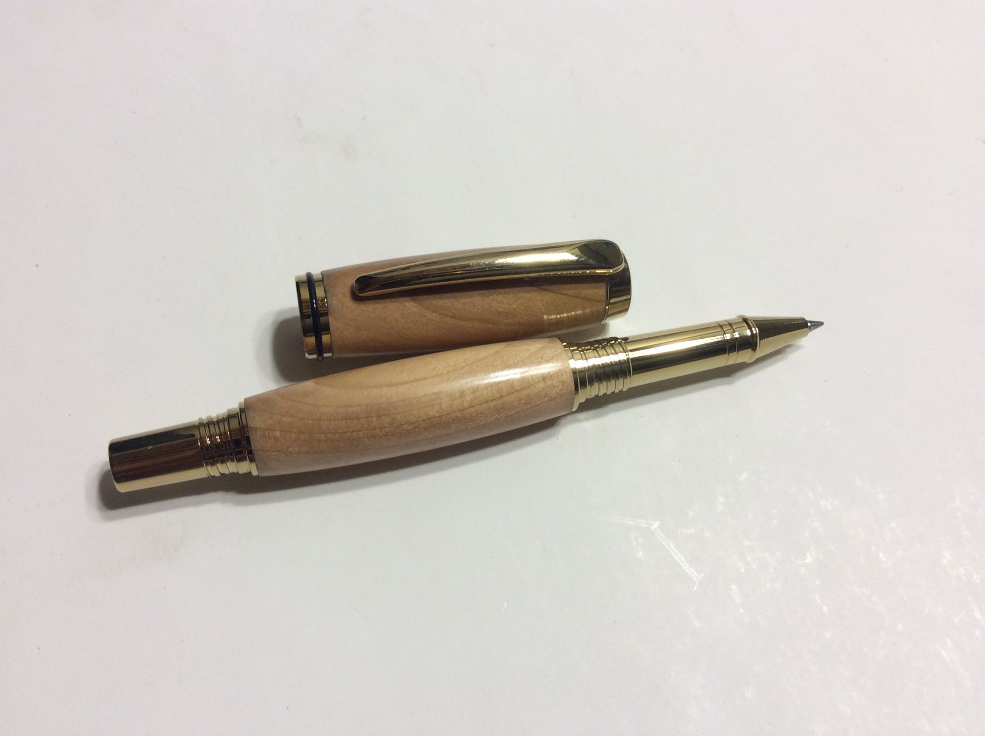 Gentleman's 2 Gold Titanium With Lebanese Cedar 3 