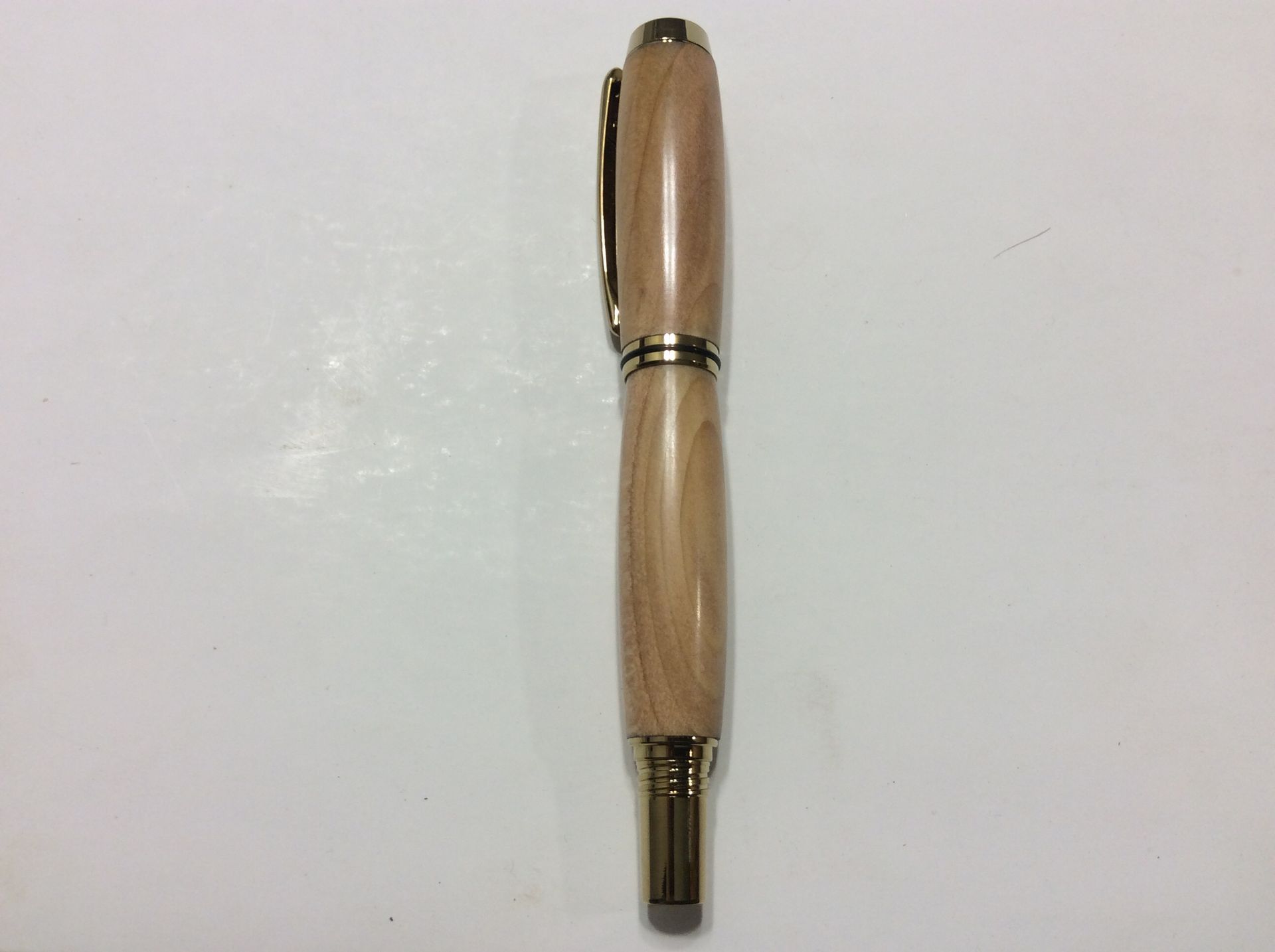 Gentleman's 2 Gold Titanium With Lebanese Cedar 4 