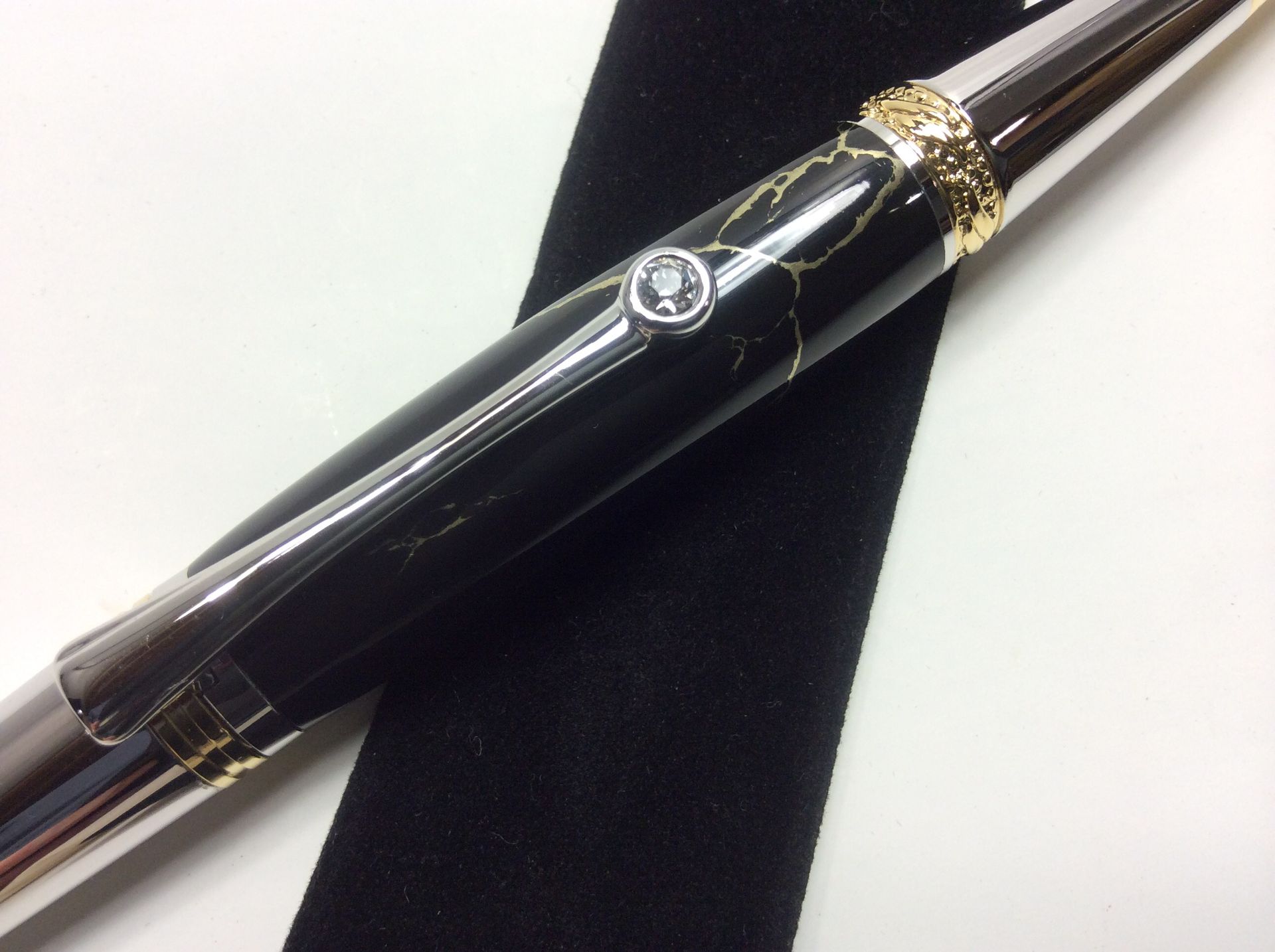 Premium Series Heavy 22kt Gold & Rhodium Majestic Squire 3 