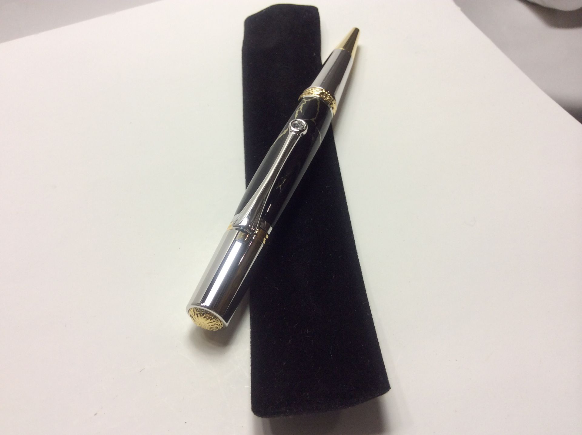 Premium Series Heavy 22kt Gold & Rhodium Majestic Squire 4 