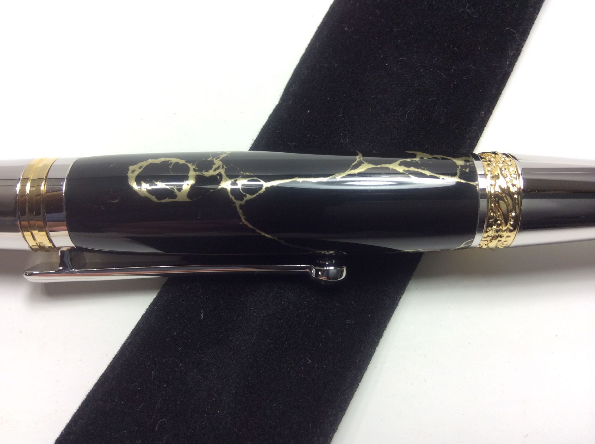 Premium Series Heavy 22kt Gold & Rhodium Majestic Squire 5 