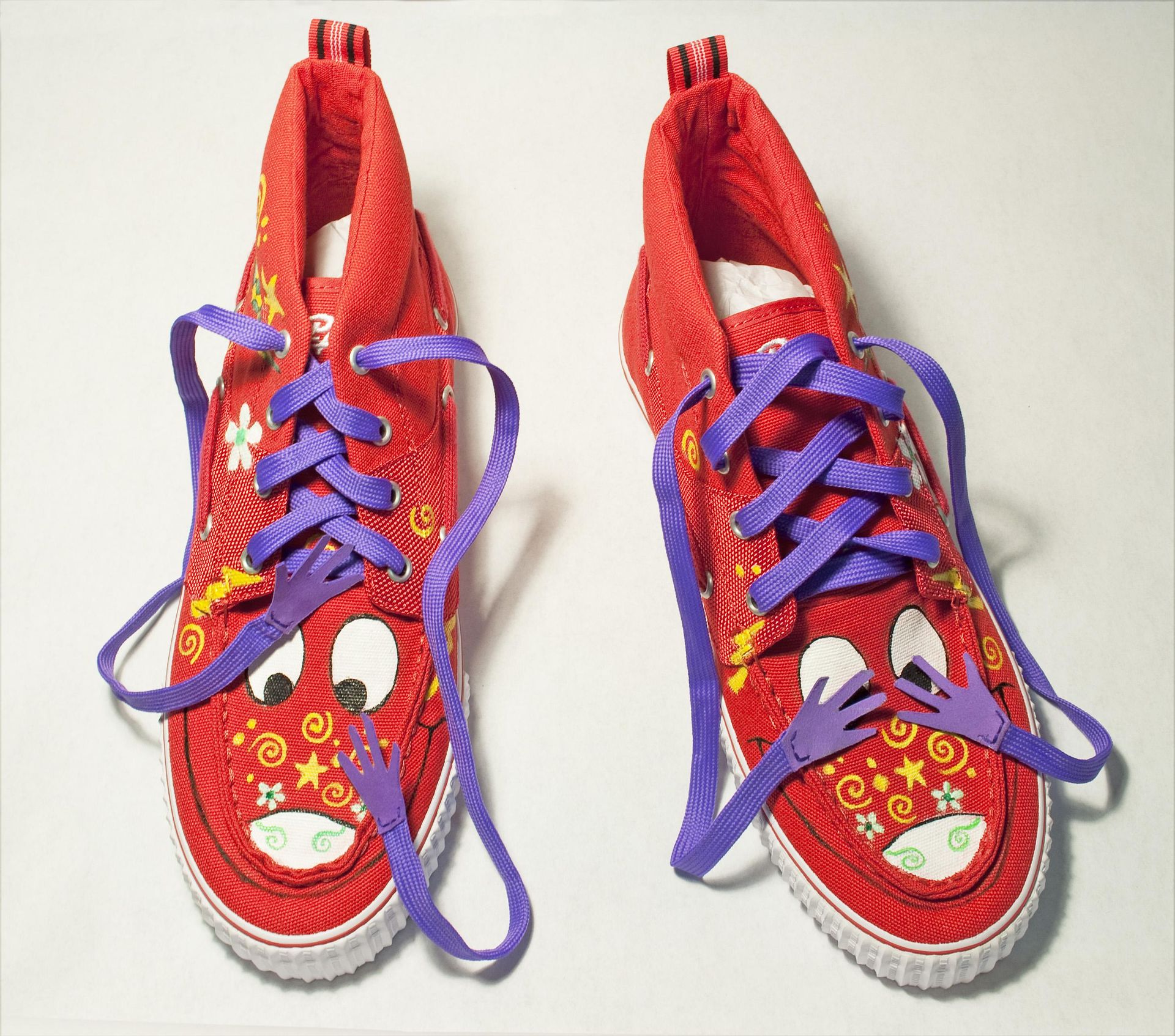 Custom-Design Sneakers