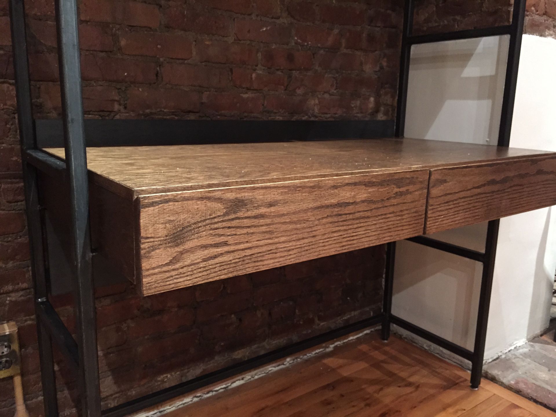 Metal Frame Desk / Shelves 2
