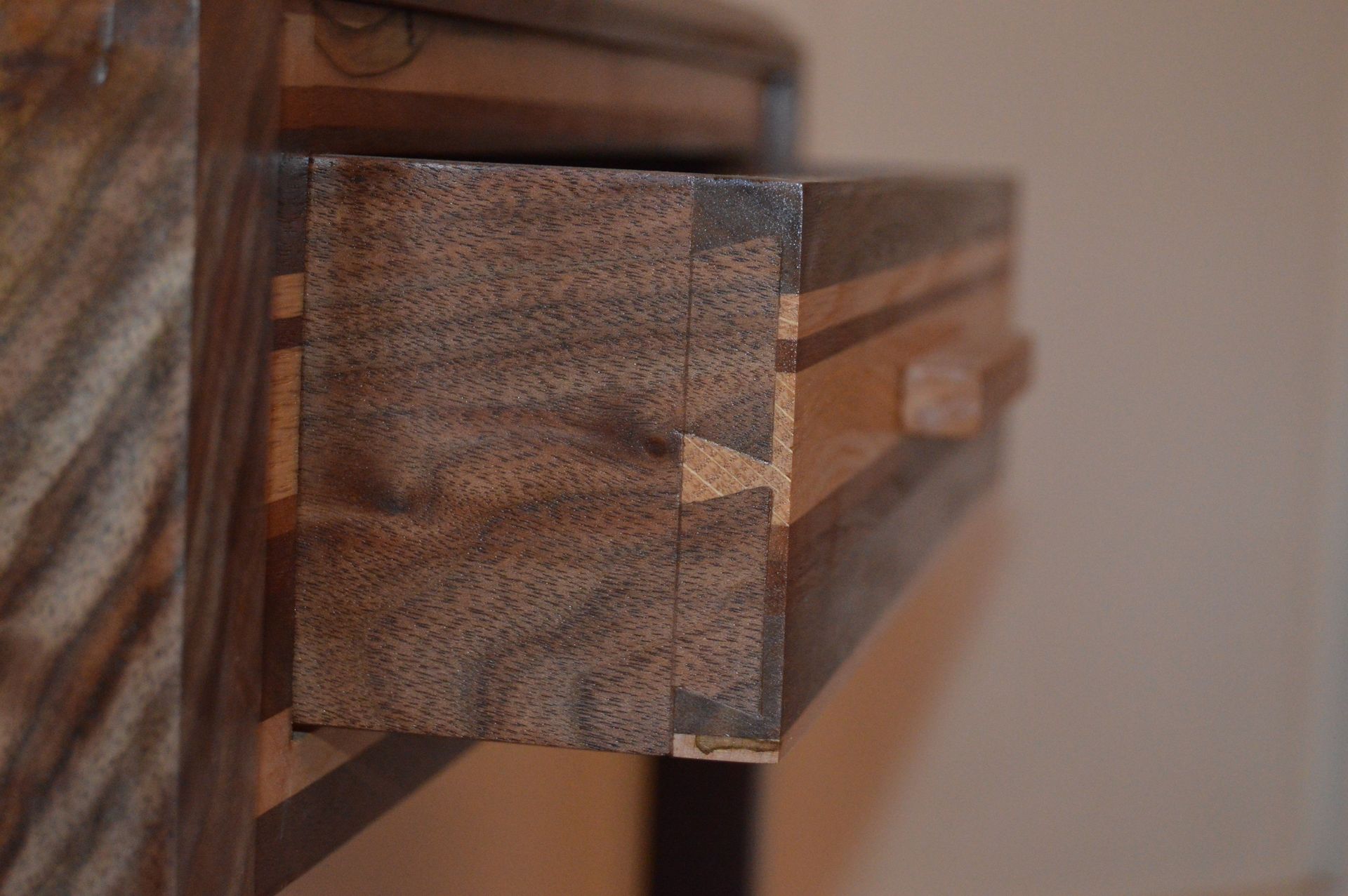 Figured Walnut, Maple And Combination Solid Wood Federal Side Table 4 