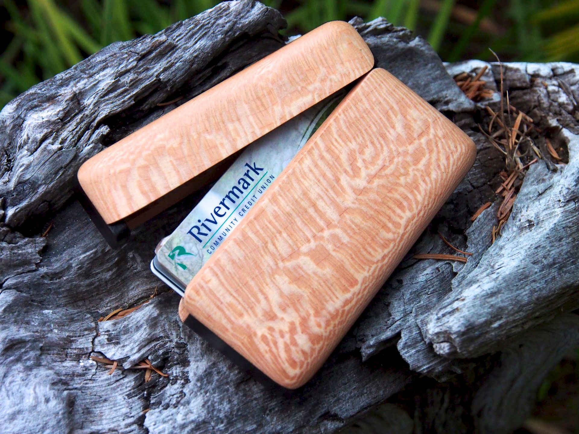 Wood Wallet And Business Card Holder 4