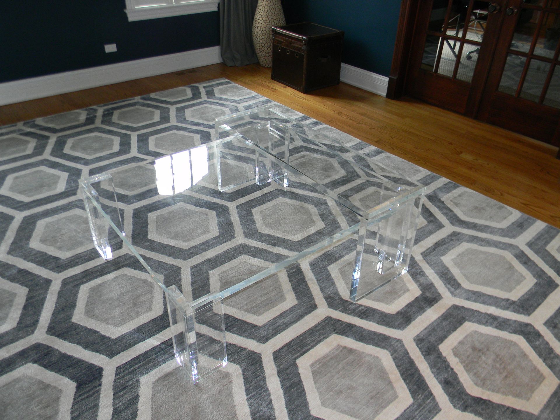 Coffee Table - Slab Style Up To 1.5 Thick Acrylic 2