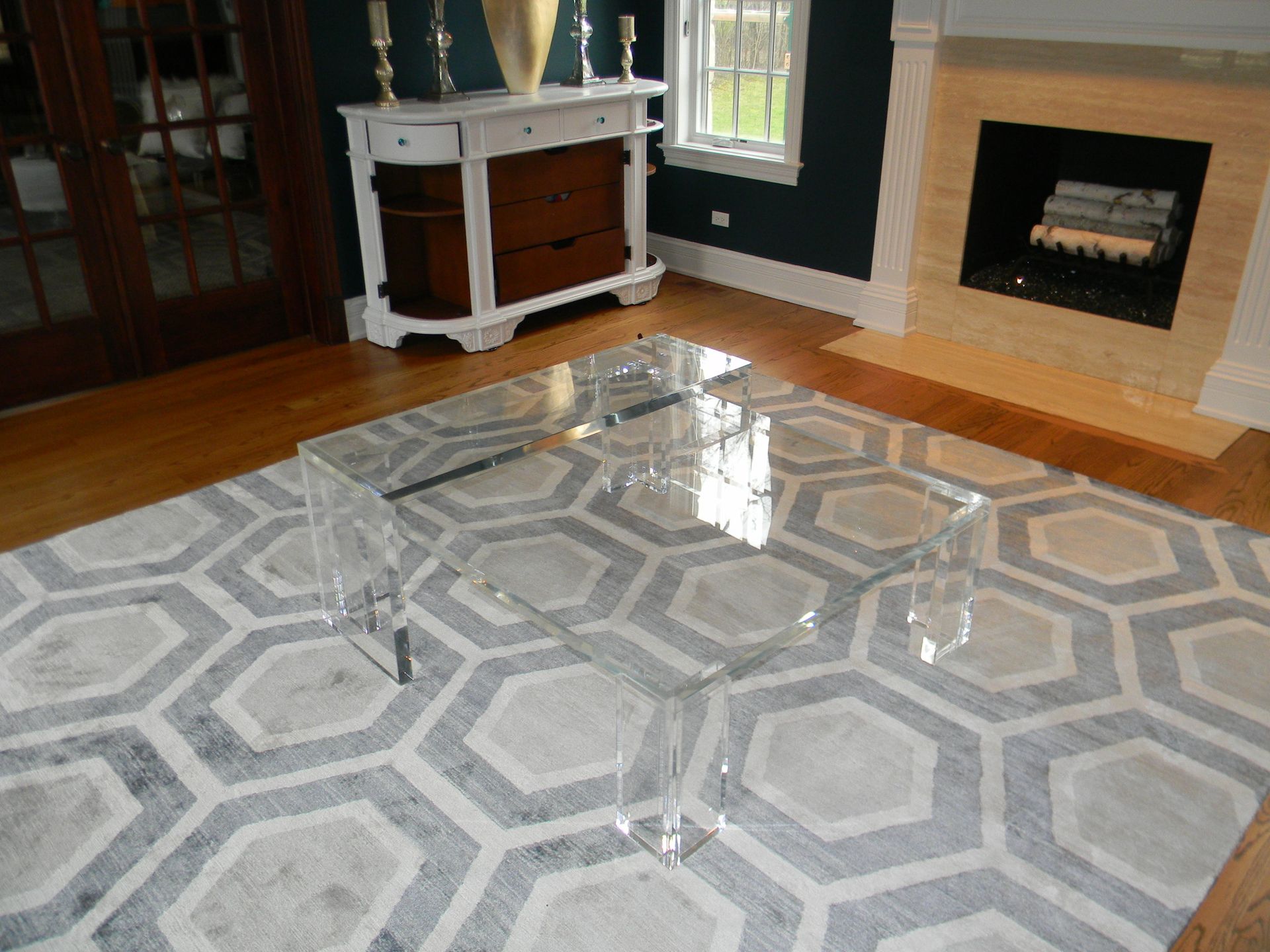 Coffee Table - Slab Style Up To 1.5 Thick Acrylic 1
