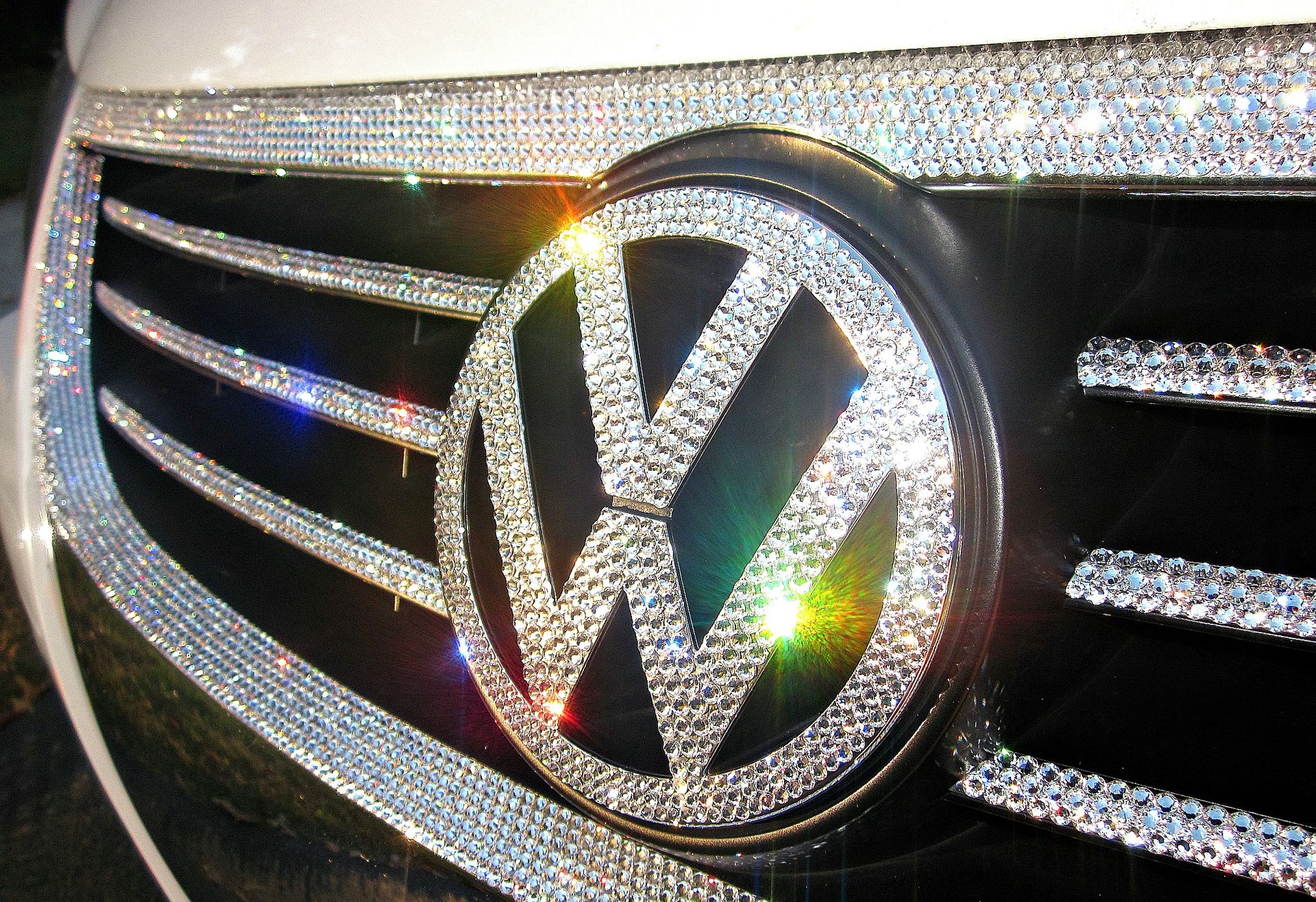 Vw Volkswagen Crystallized Car Emblem Bling Genuine European Crystals Bedazzled 2
