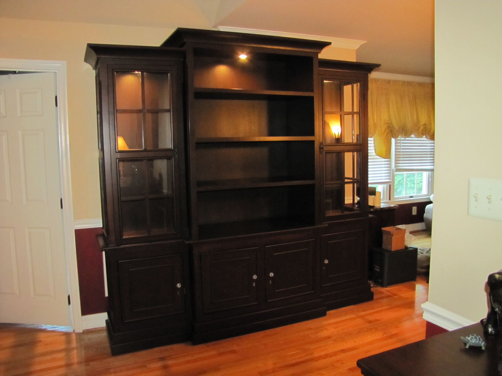 Cherry Dinig Room Hutch 2 