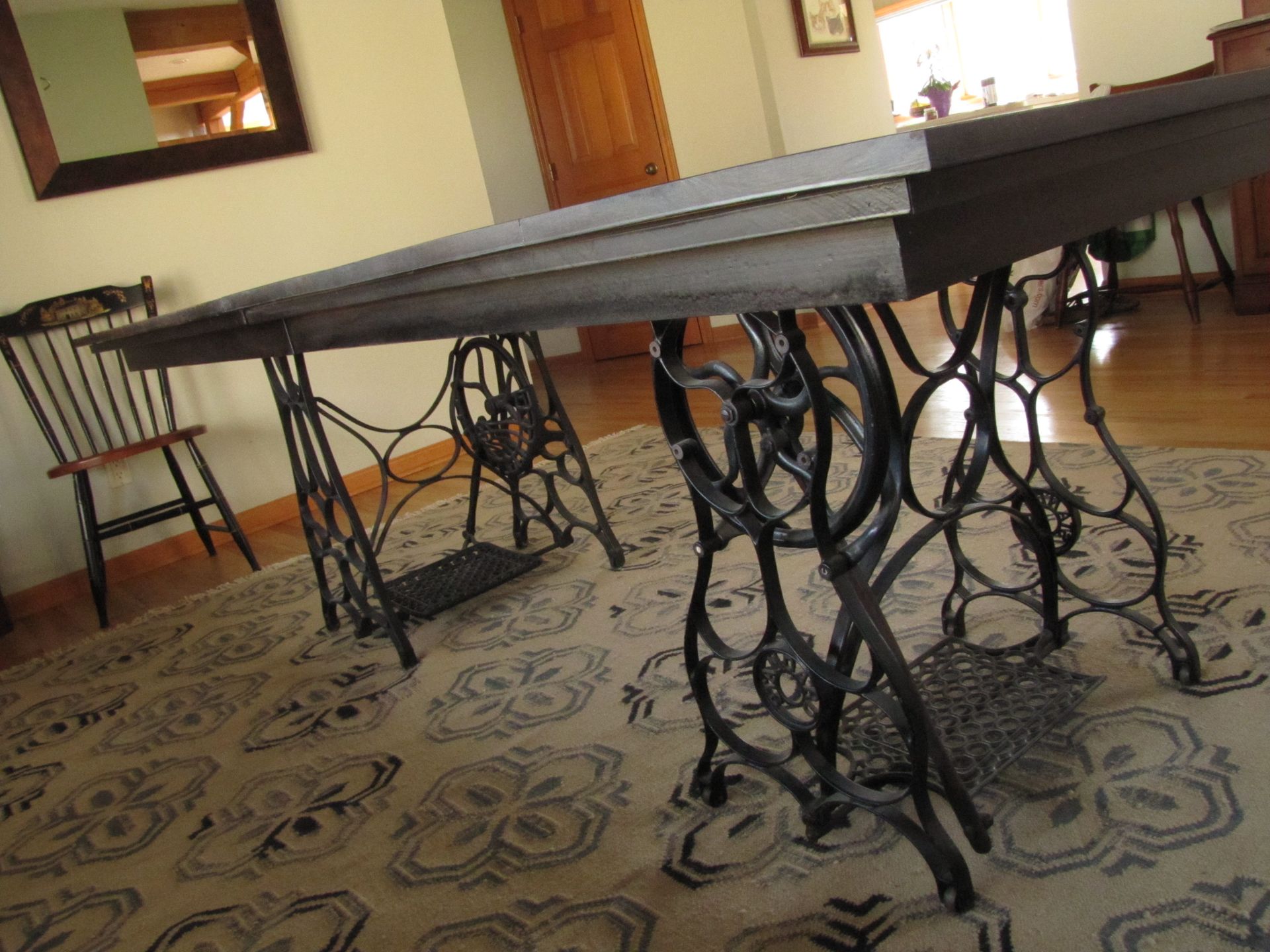Rustic Expanding Dining Room Table 4