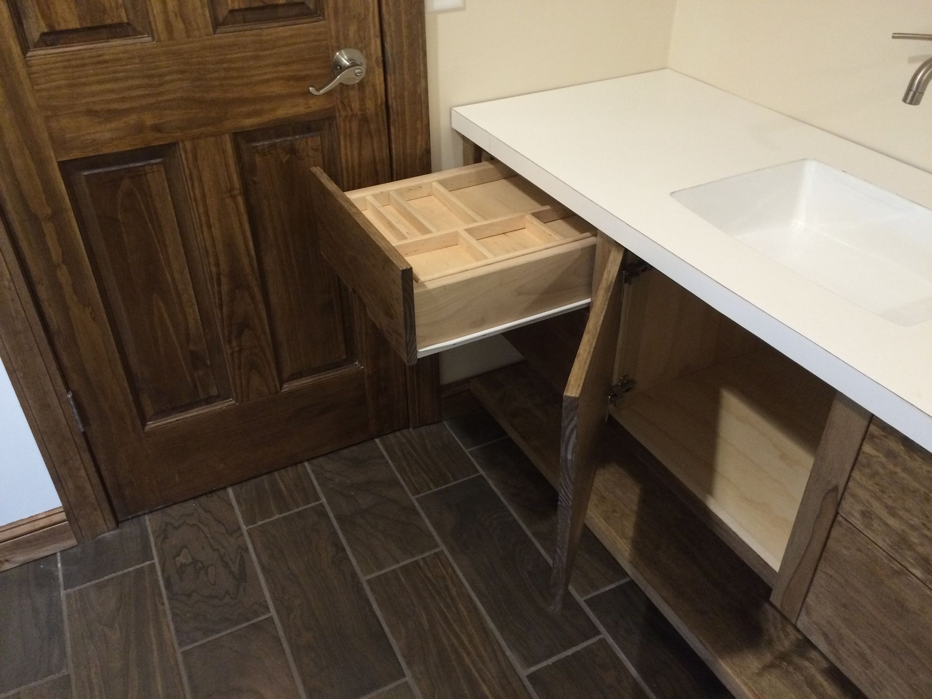 Floating Vanity Clear Pine 4