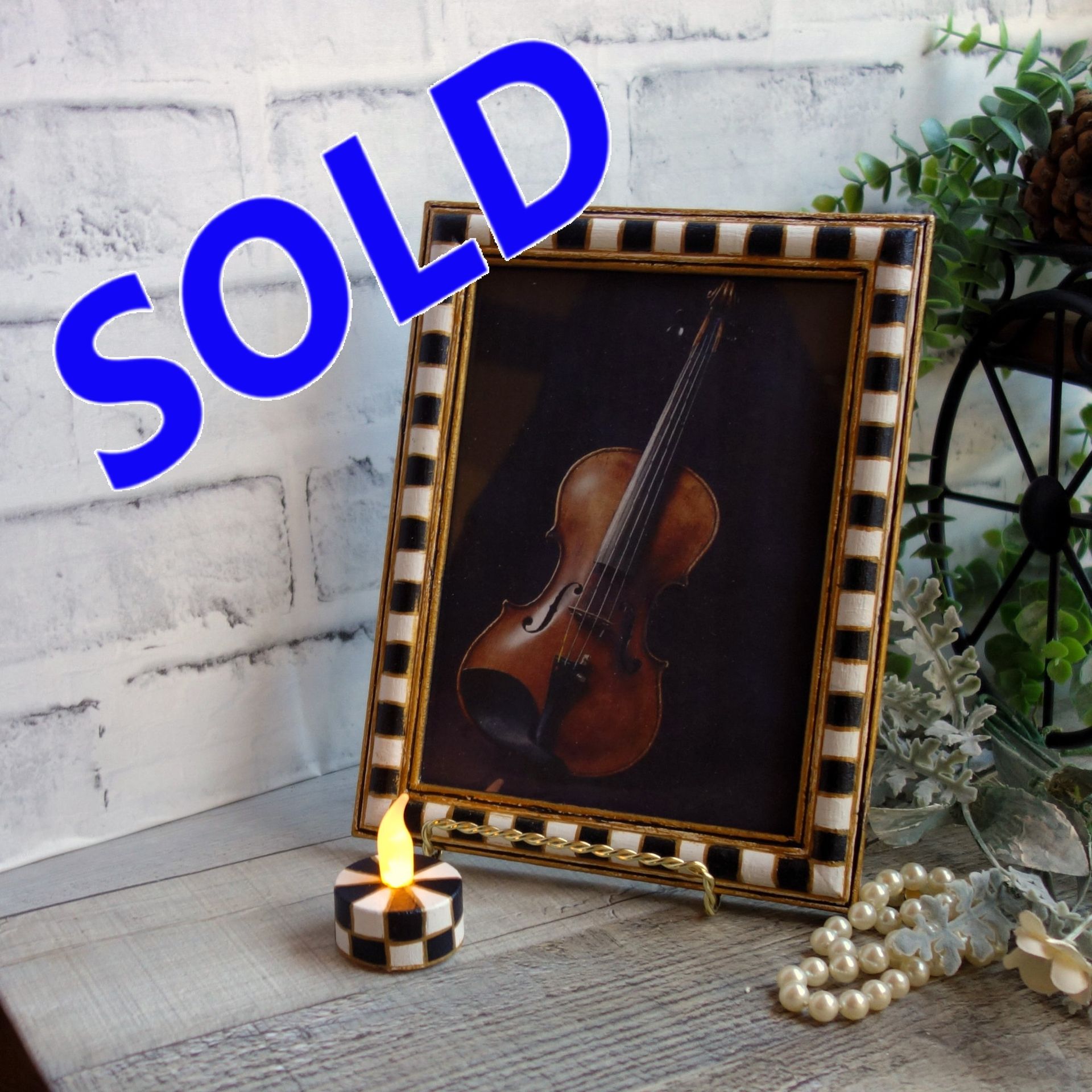 Hand Painted Checks Vintage Checked Picture Frame With Checked Tea Light Candle