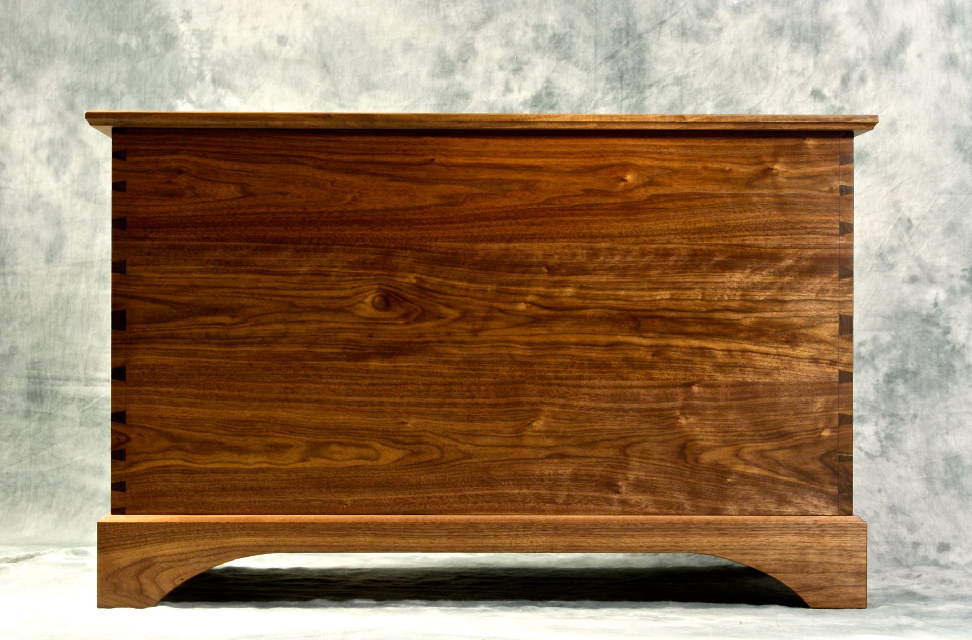 Shaker Blanket Chest