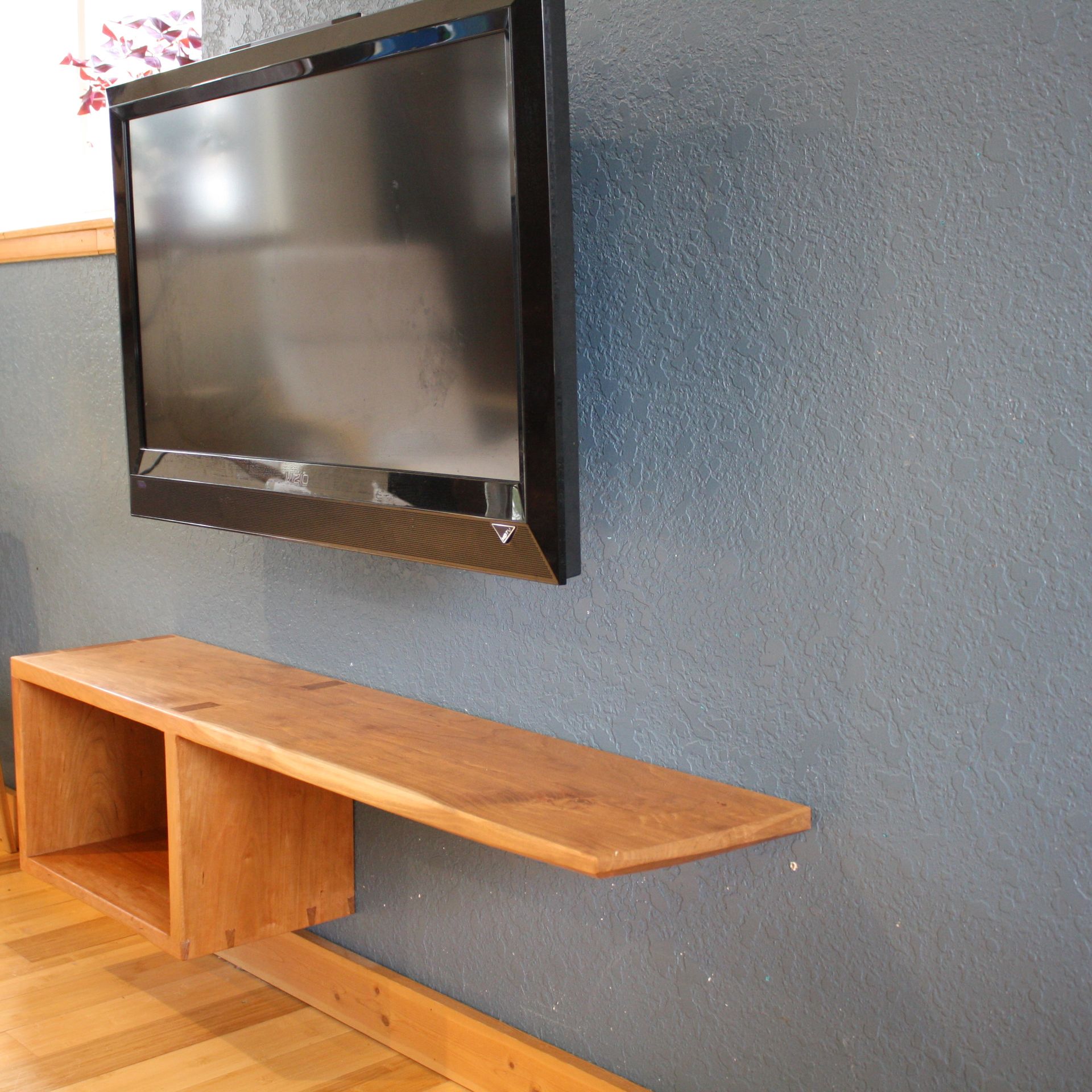 Floating Shelf