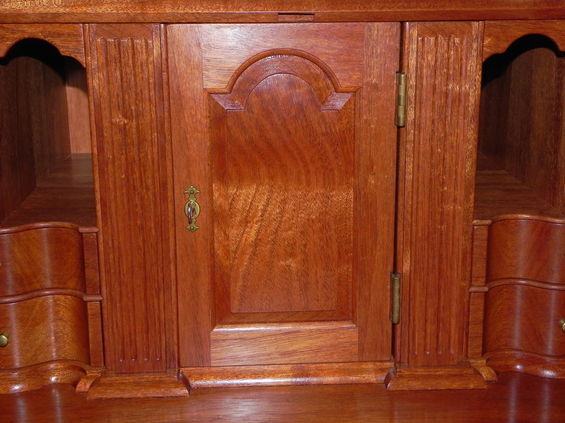 Penn. Desk, Solid Mahogany, 4 Drawers, Hand Cut Dovetails 5 