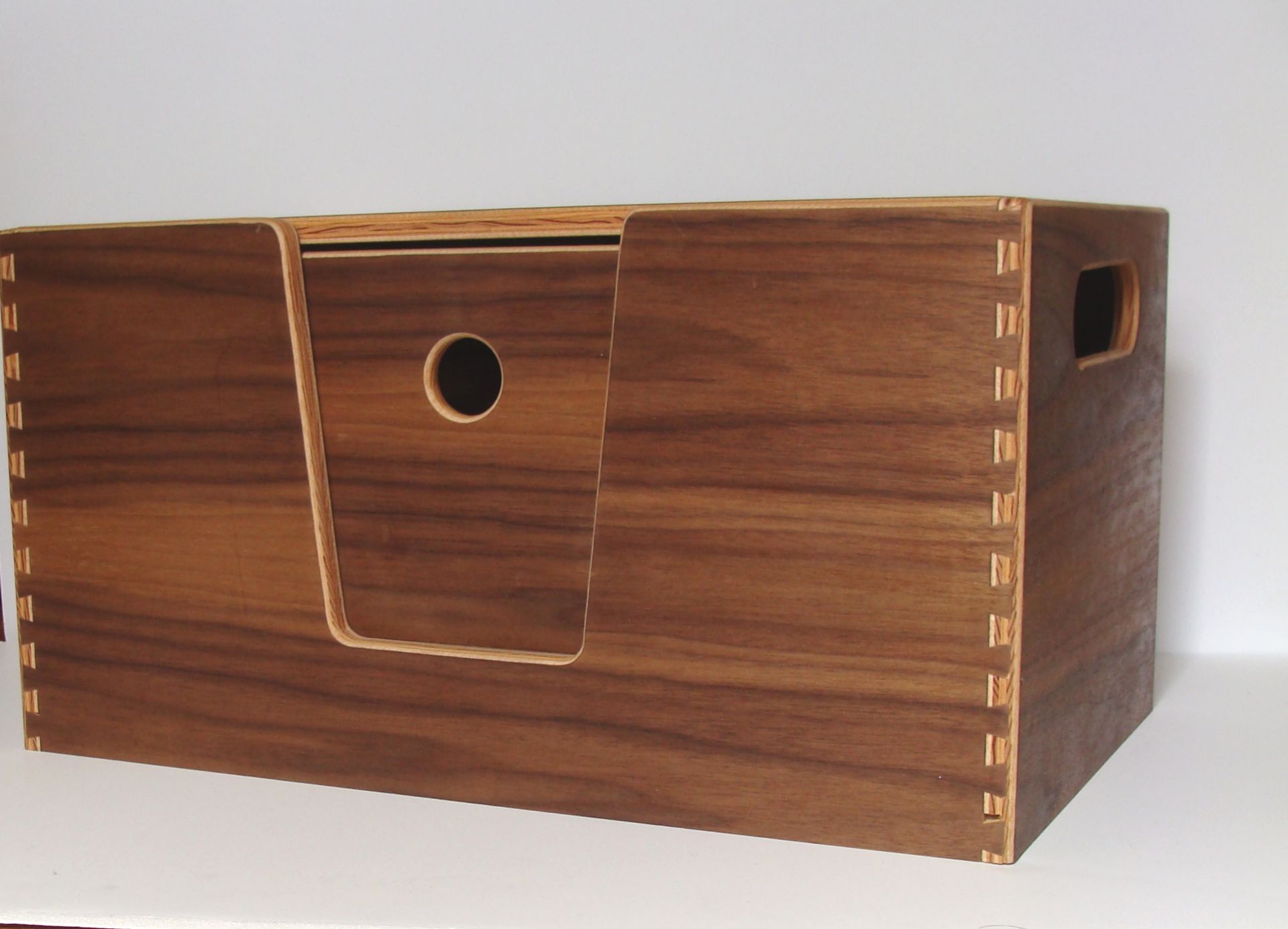 Walnut Pet Carrier And Bed 4 
