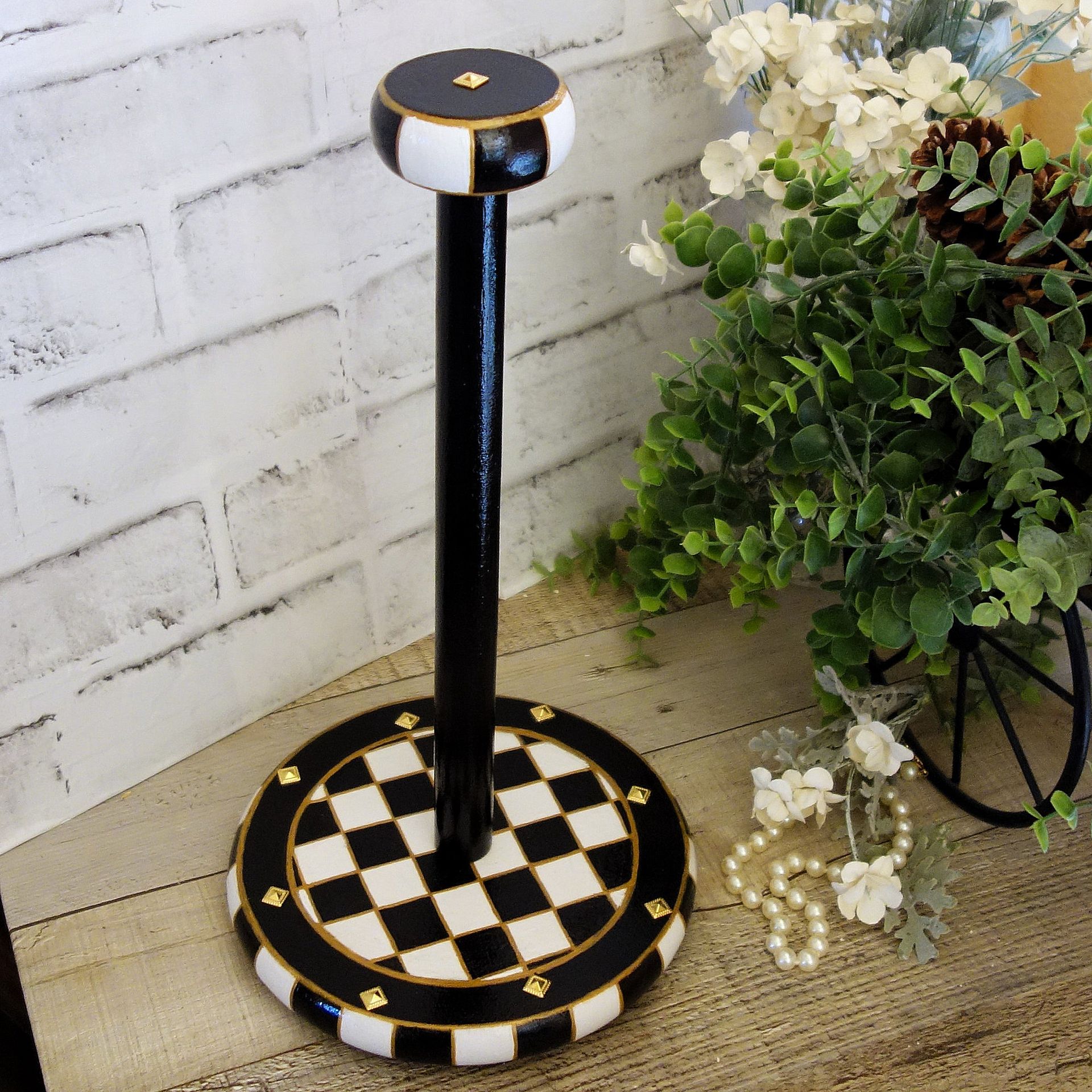 Courtly Vintage Checked Paper Towel Holder Checked Towel Caddy