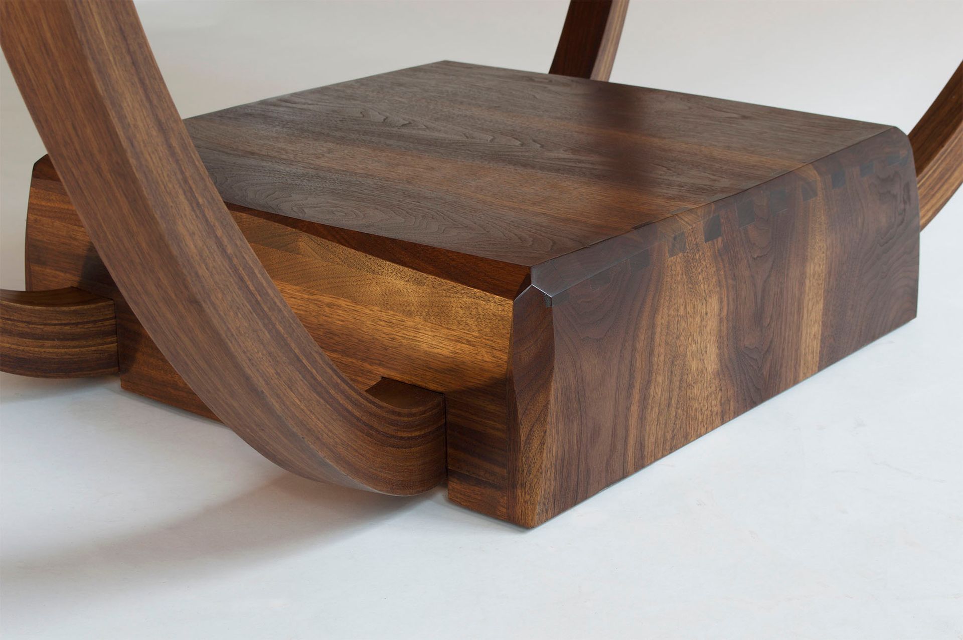 Dining Table With Cantilever Base 4