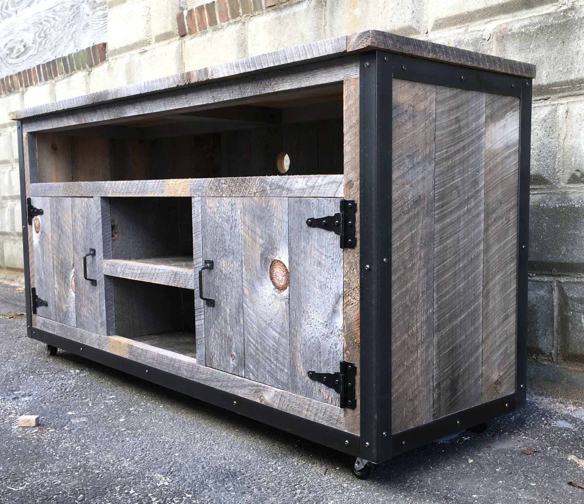 Rustic Industrial Barn Board / Reclaimed Wood Media Stand / Tv / Entertainment Stand 5 