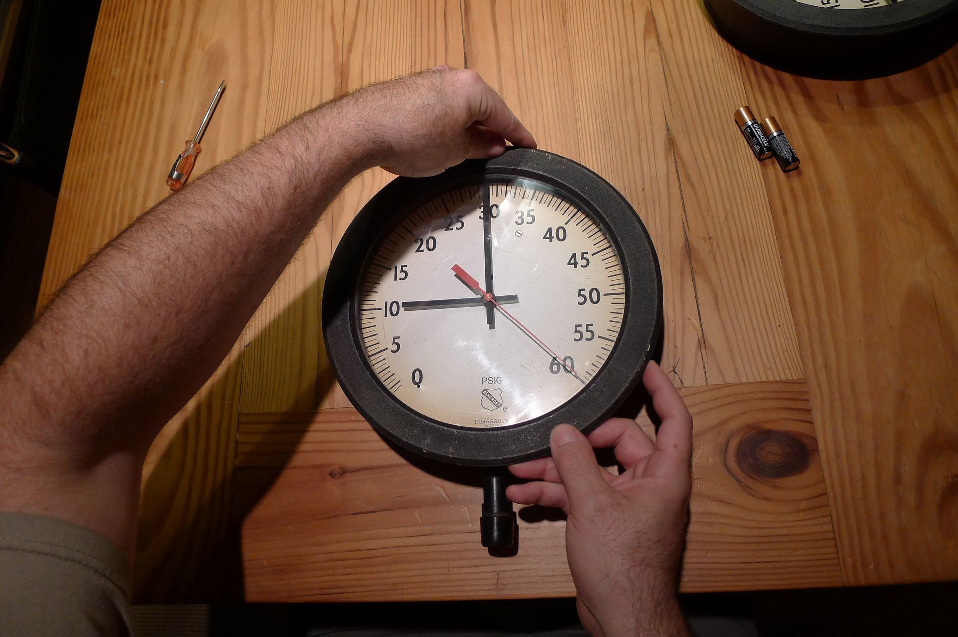 Pressure Clock 6 