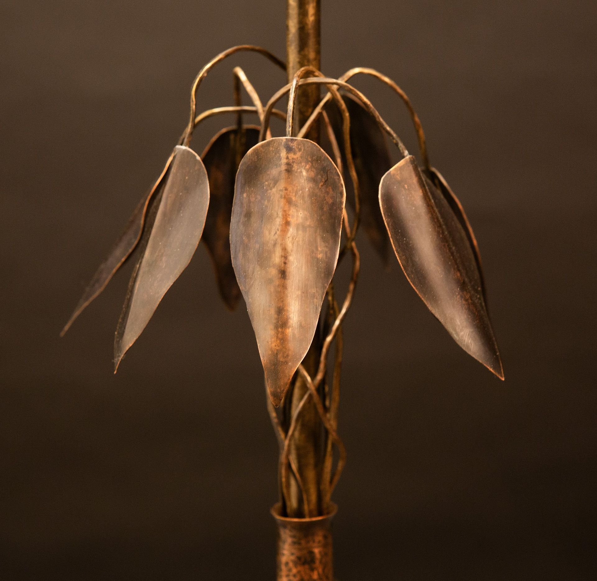 Seven Leaf Table Lamp 2