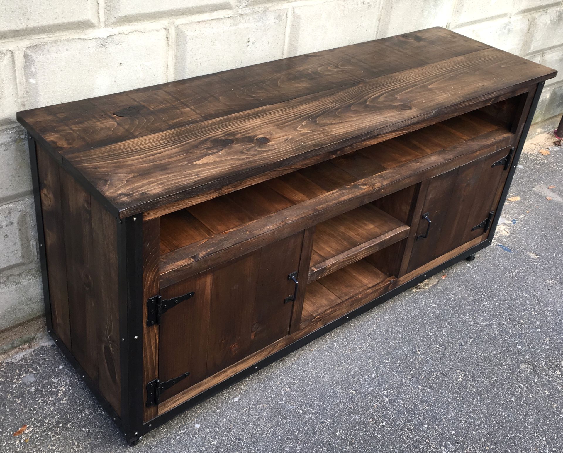 Rustic Industrial Barn Board / Reclaimed Wood Media Stand / Tv / Entertainment Stand 6 