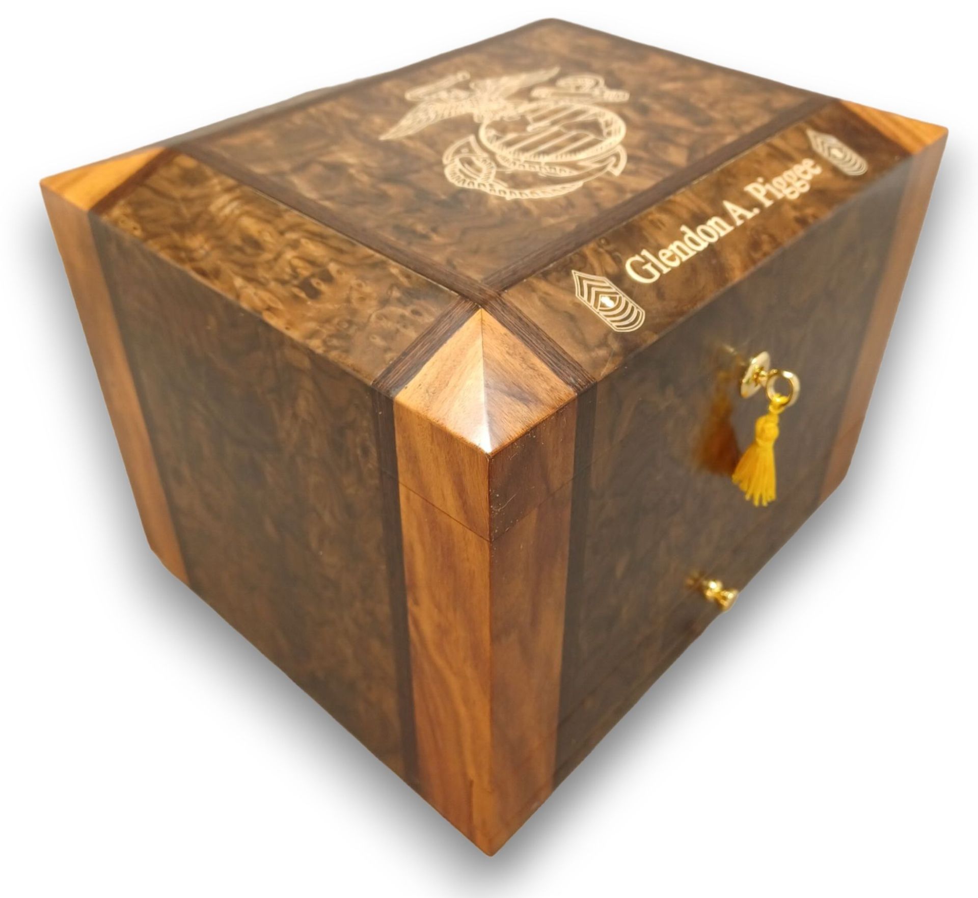 75 Count Humidor With Beveled Top, Two Tone Finish With Drawer.  Free Engraving And Shipping 1 