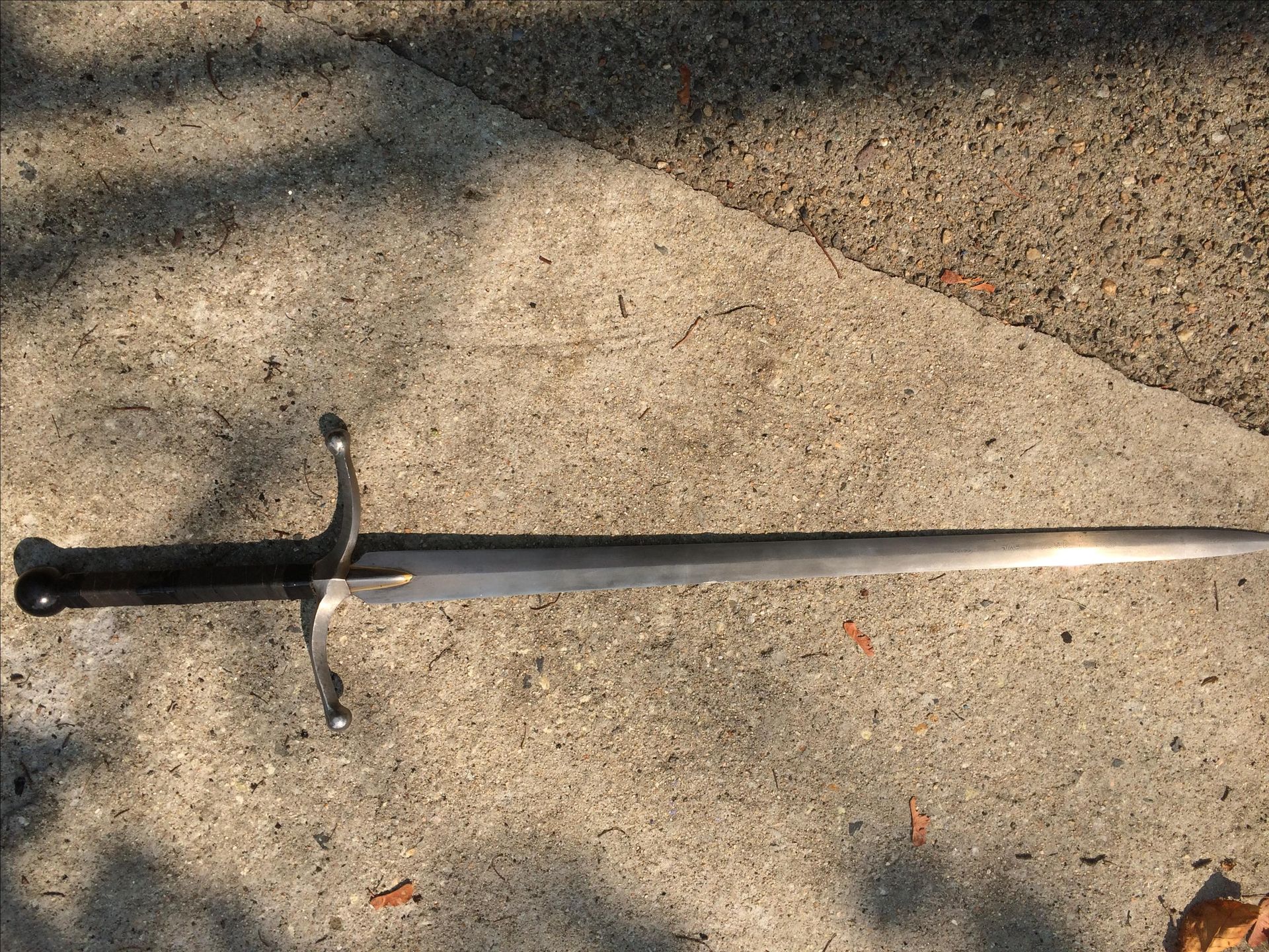 Damascus Steel Hand-Forged Welded Sword.