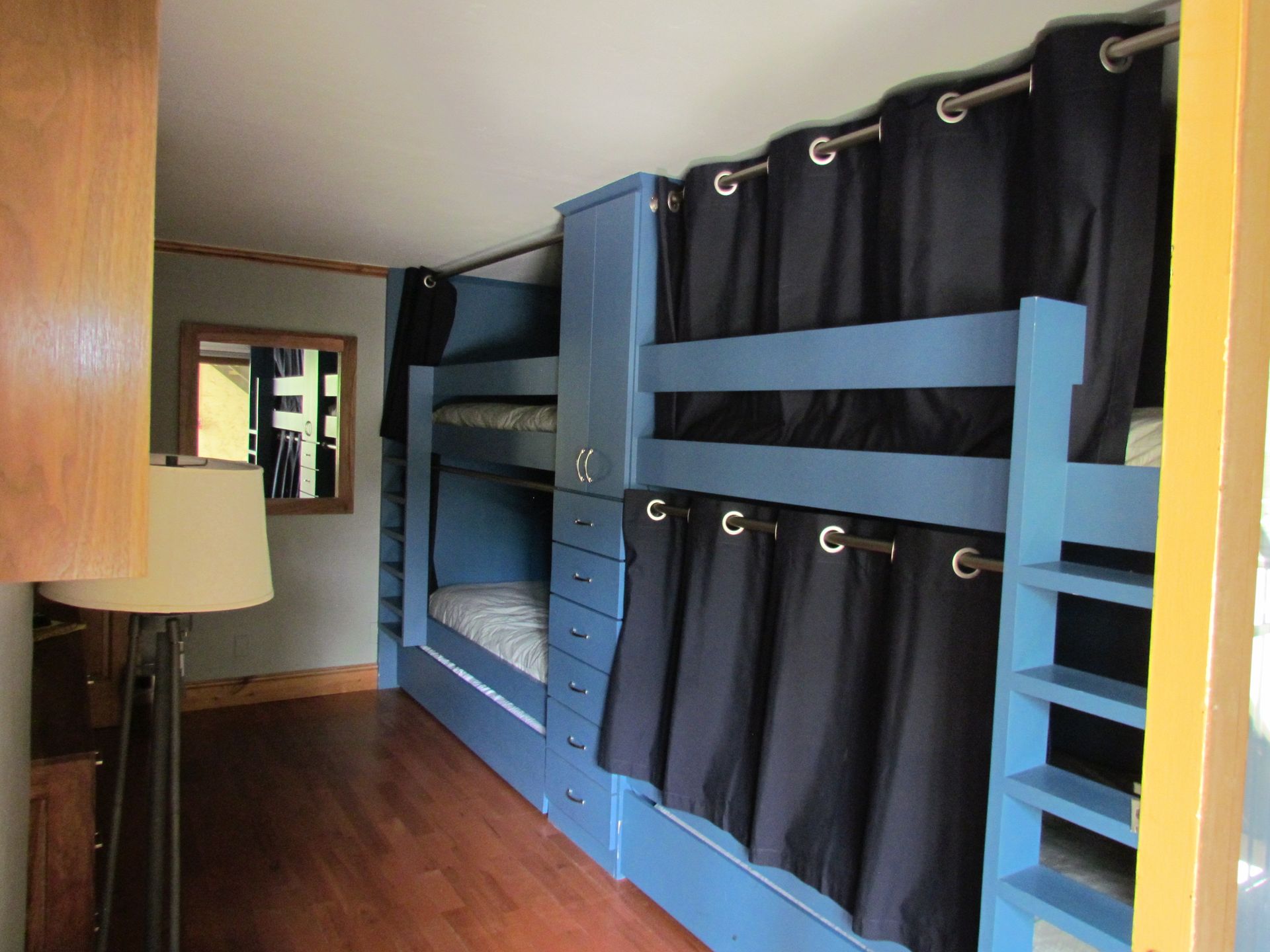 Custom Built In Bunk Beds 3