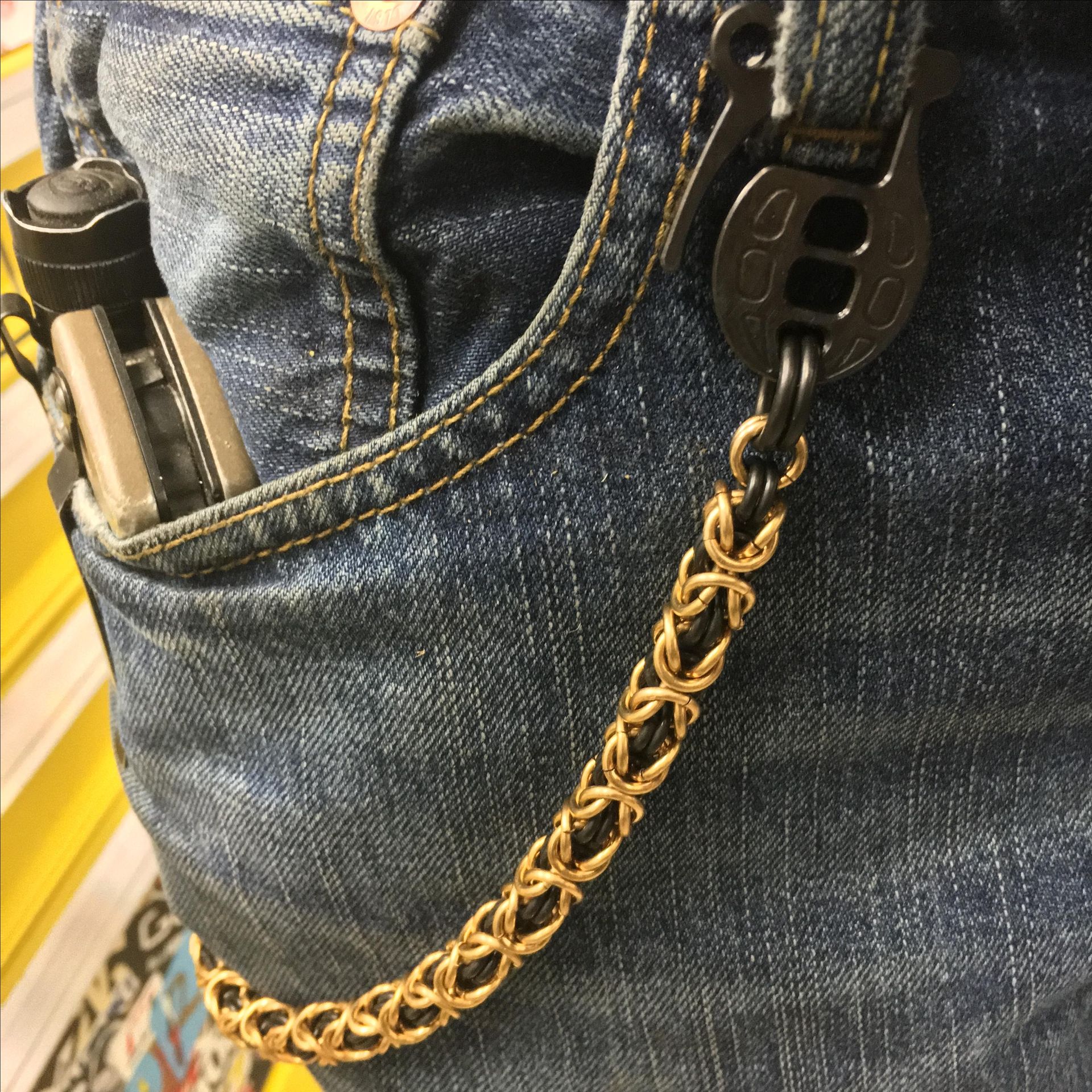 Grenedier-Wallet Chain 3
