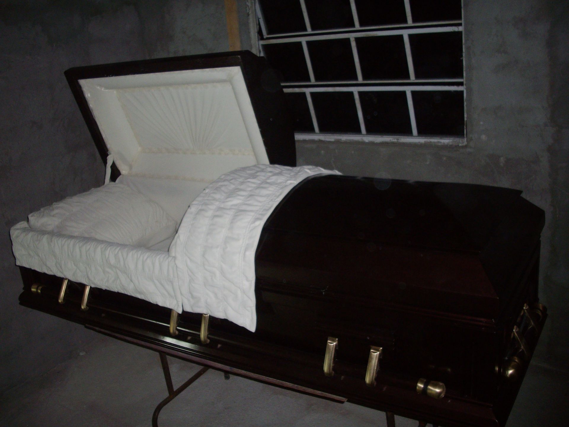 Metallic Mahogany Casket