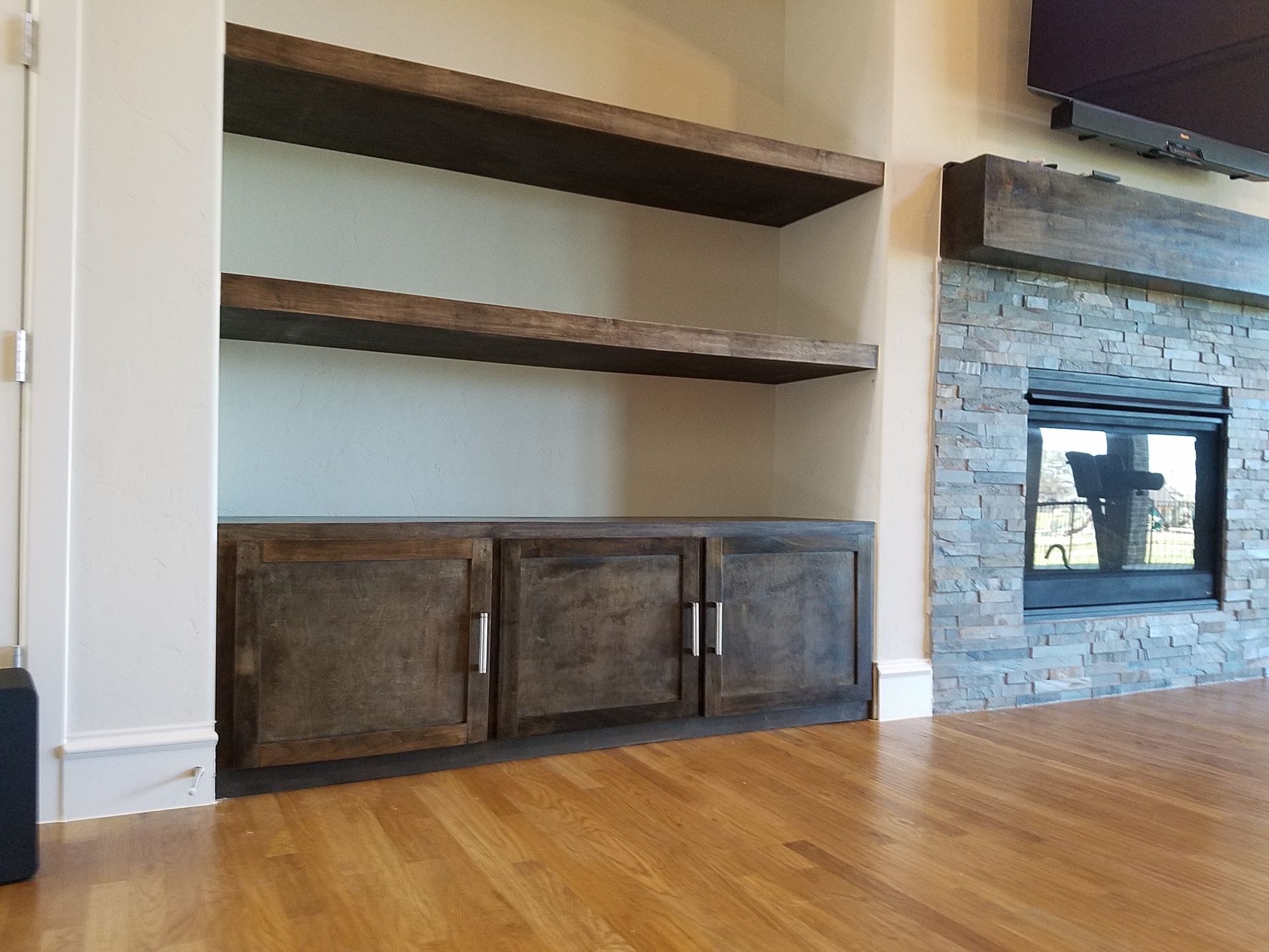 Built-In Shevles & Media Storage