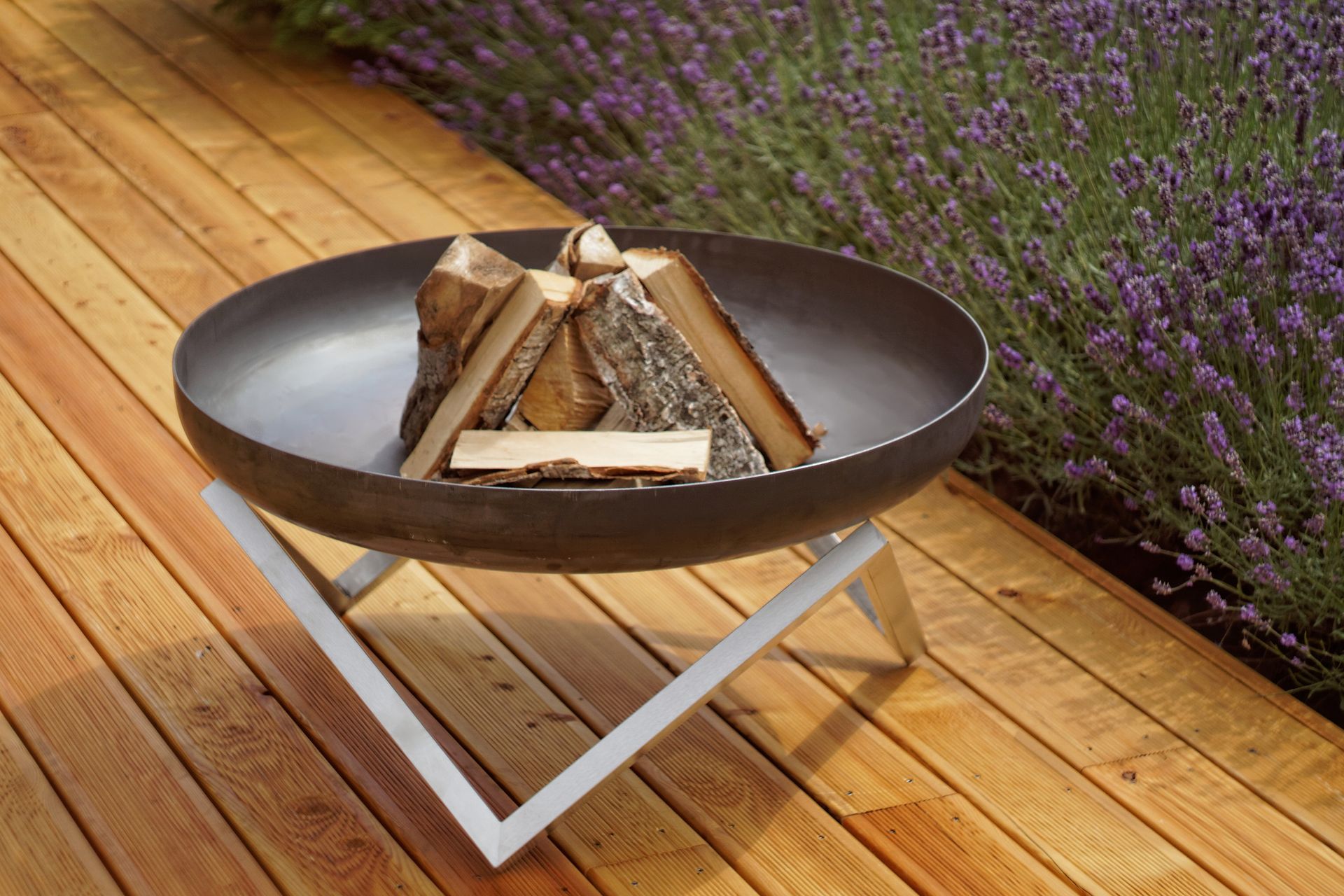 Modern Outdoor Patio Rust & Stainless Steel Fire Pit Memel (Large) 5
