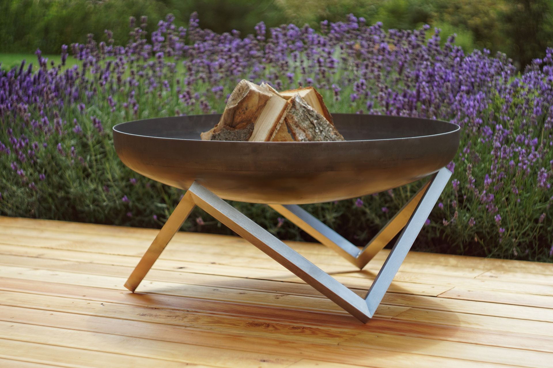Modern Outdoor Patio Rust & Stainless Steel Fire Pit Memel (Large) 3
