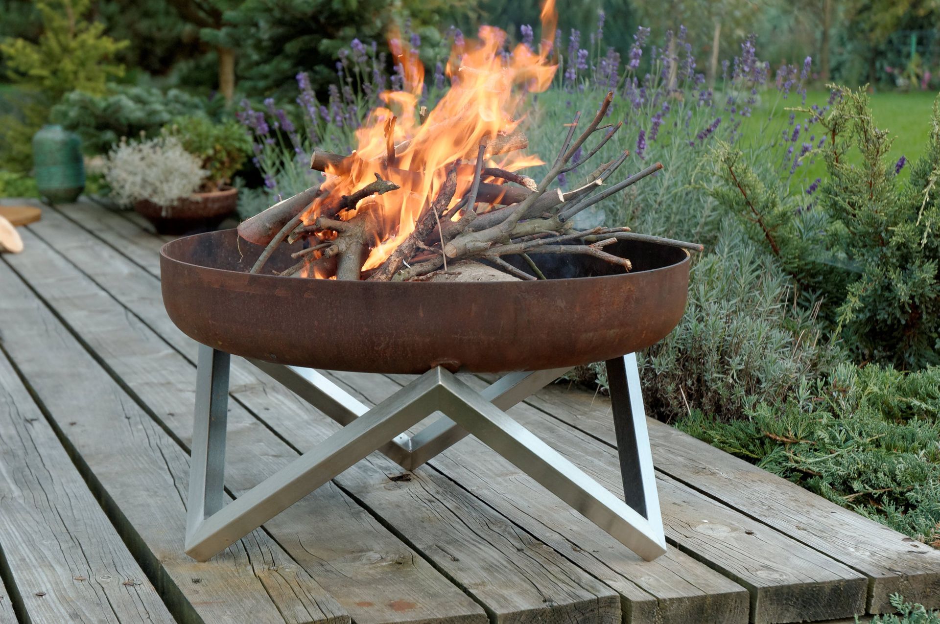 Rust & Stainless Steel Modern Outdoor Patio Fire Pit Memel (Medium)