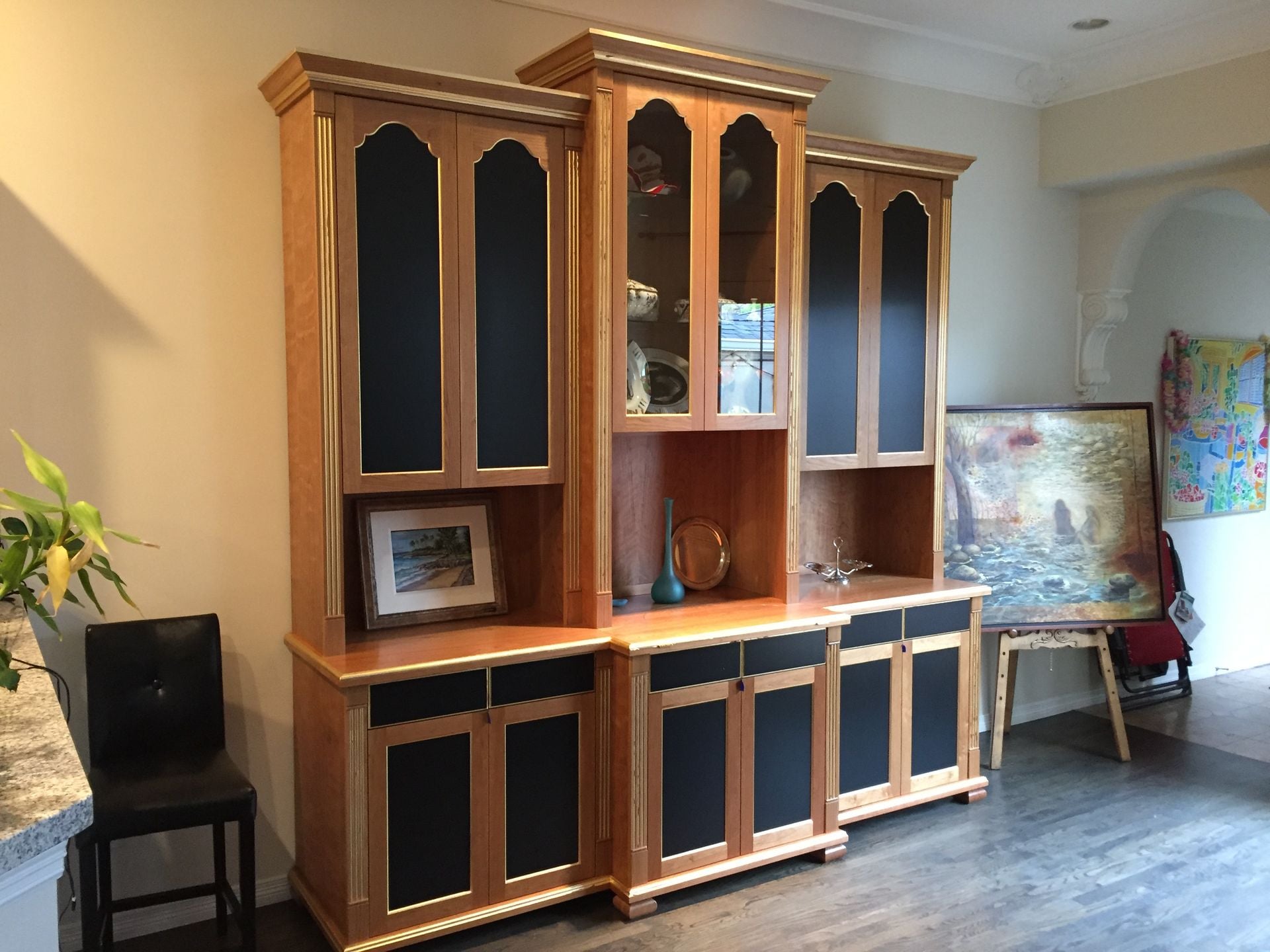 Grand Chinoiserie Breakfront Cabinet 1