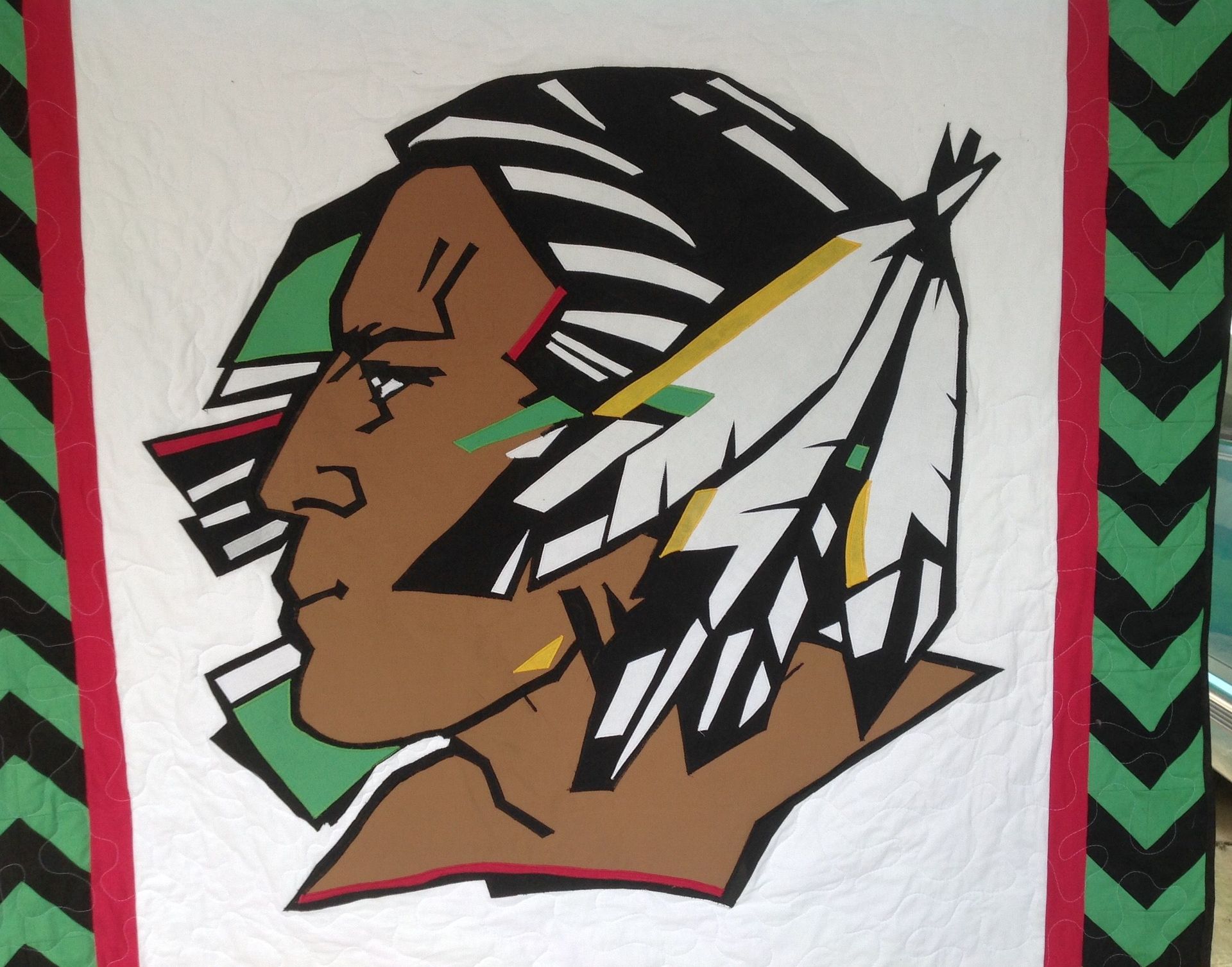 Custom Appliqued "Fighting Sioux" Team Logo Indian Brave Quilt With Arrow Border 2 