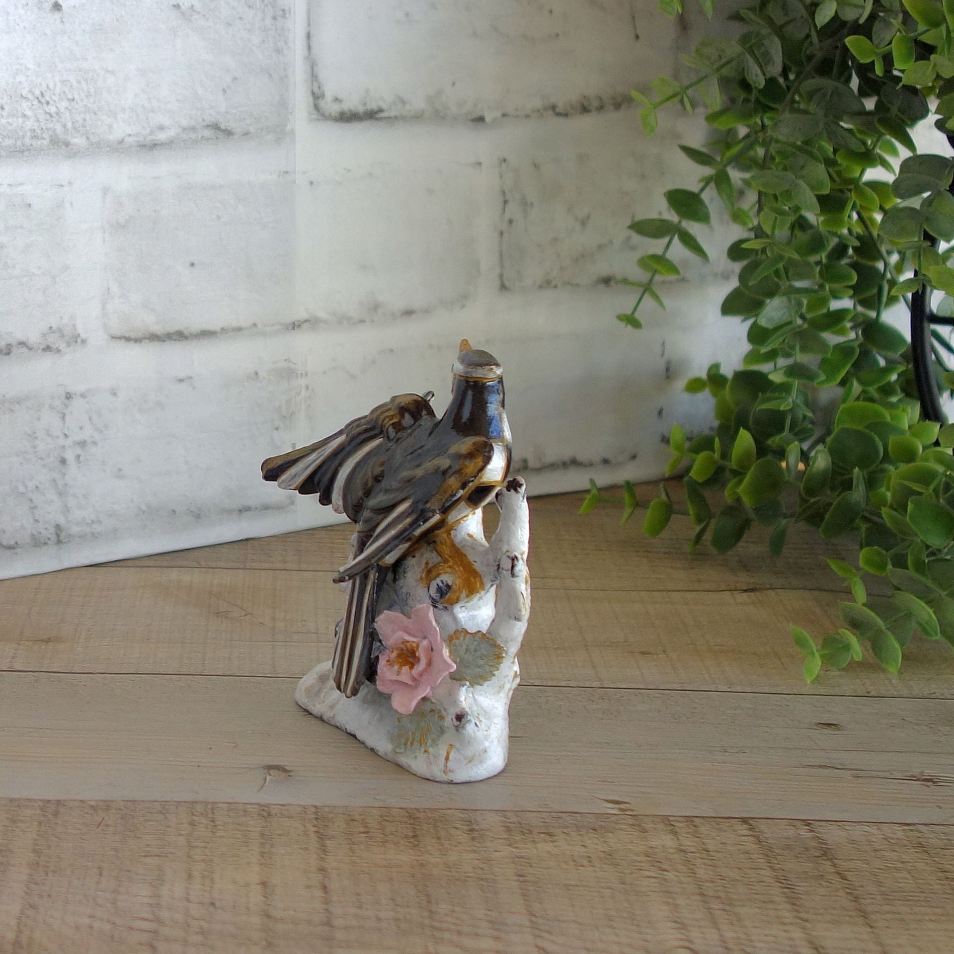 Elegant Checks Songbird Figurine Black And White Checks Decor 2 