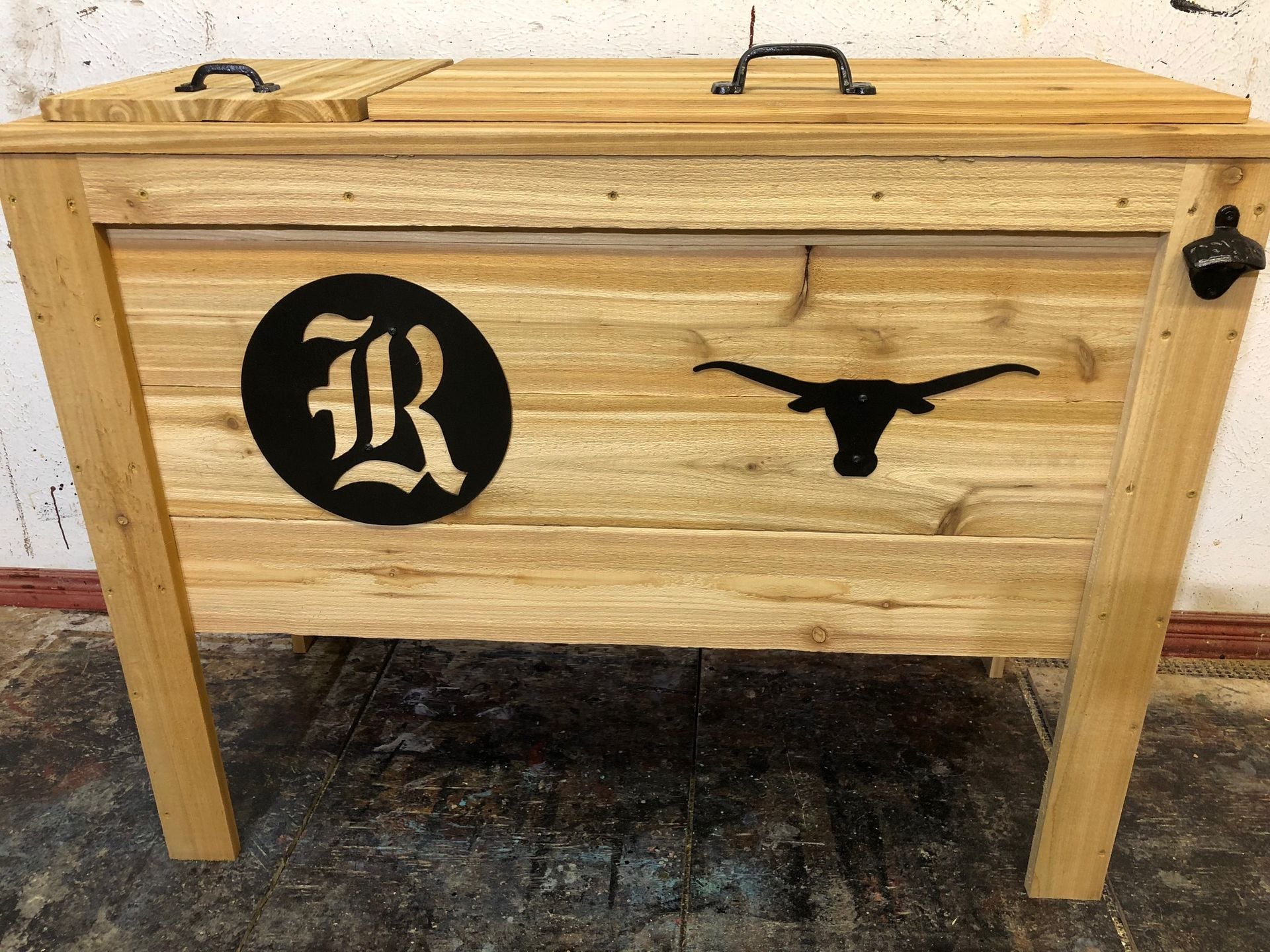 Large Rustic Wood Cooler, 90 Qt Capacity 3