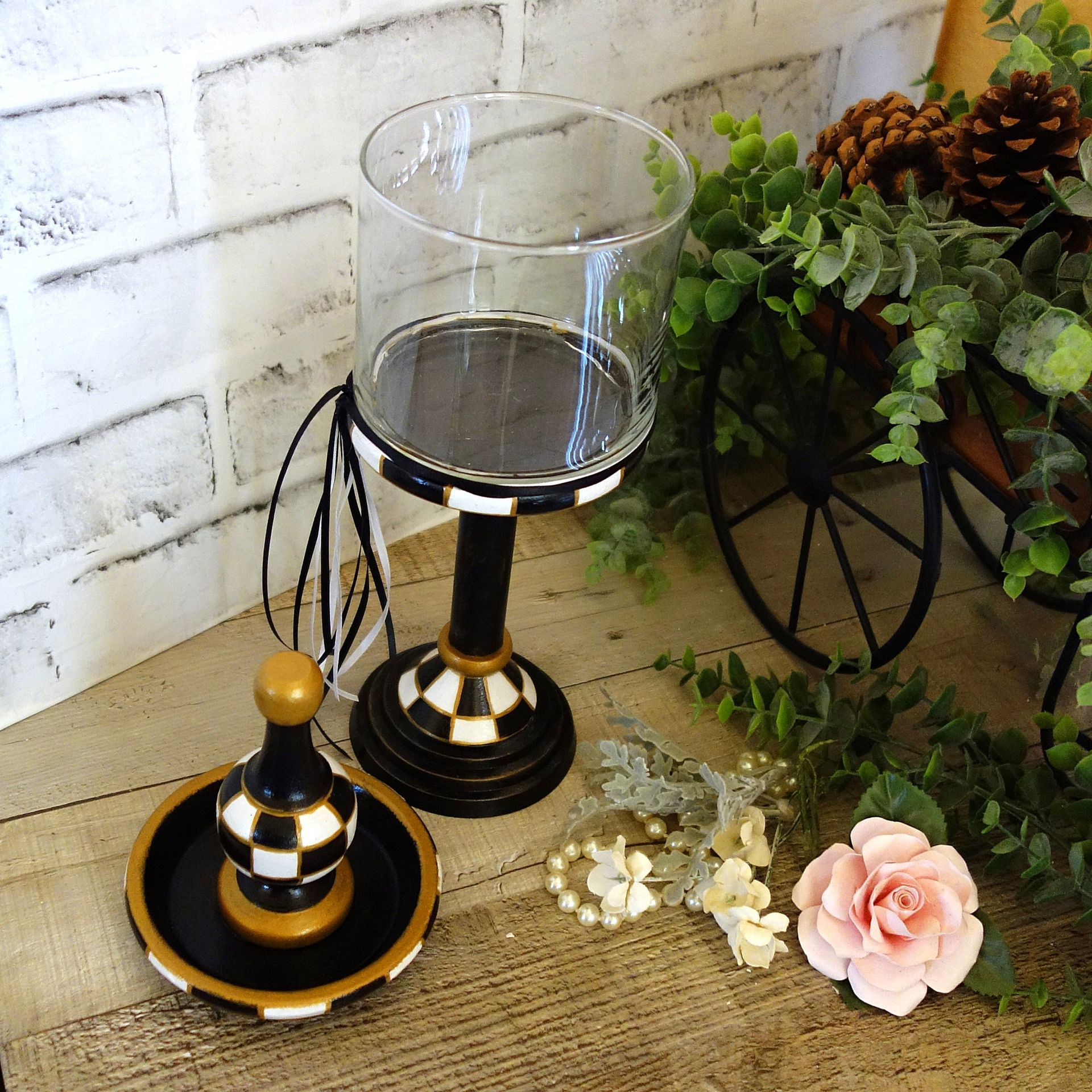 Black And White Check Reverse Cloche Courtly Cloche Checked Vintage Decor 4 